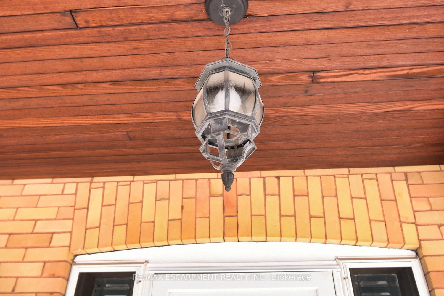 Photo 4 of 45 Maplewood Avenue, Hamilton, St. Clair — HOMEH