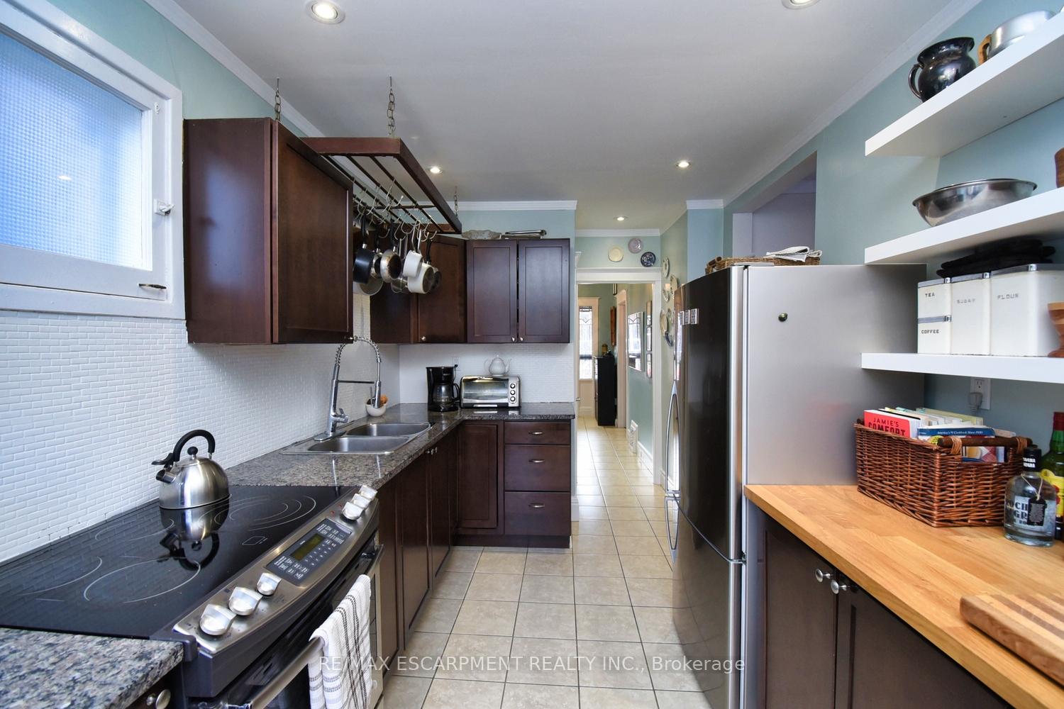 Photo 13 of 45 Maplewood Avenue, Hamilton, St. Clair — HOMEH