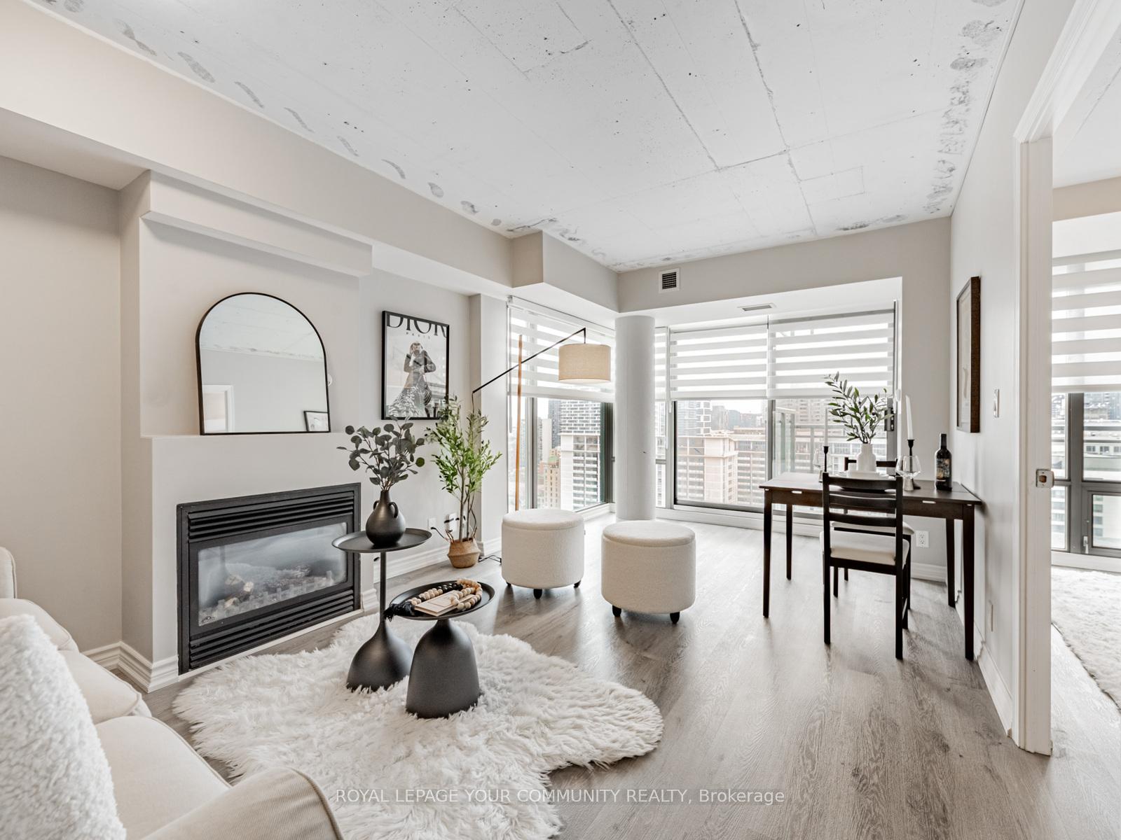 Front of Unit 2101, 22 Wellesley Street