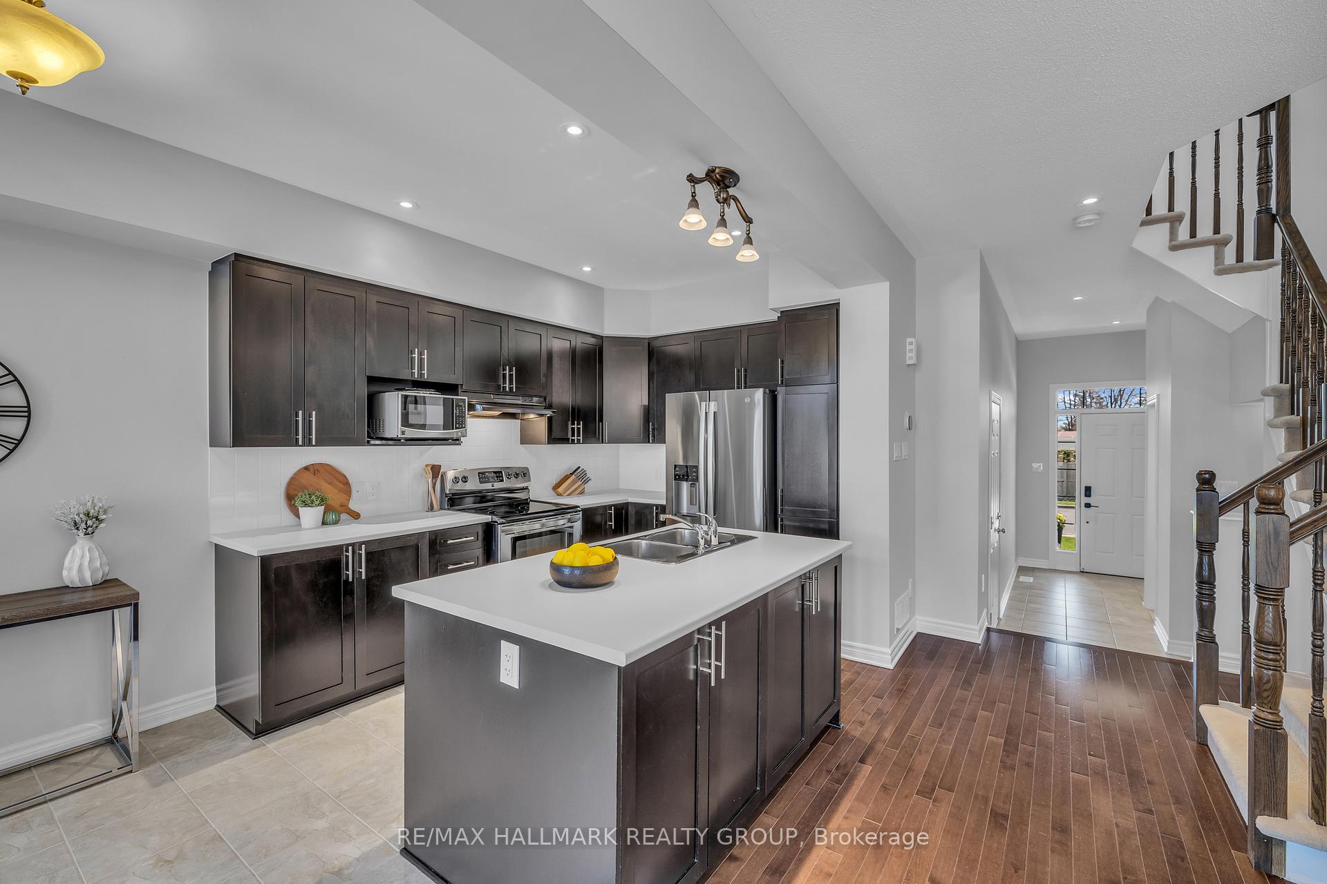 Photo 12 of 367 Trailsedge Way, Ottawa, Mer Bleue/Bradley Estates/Anderson Park — HOMEH