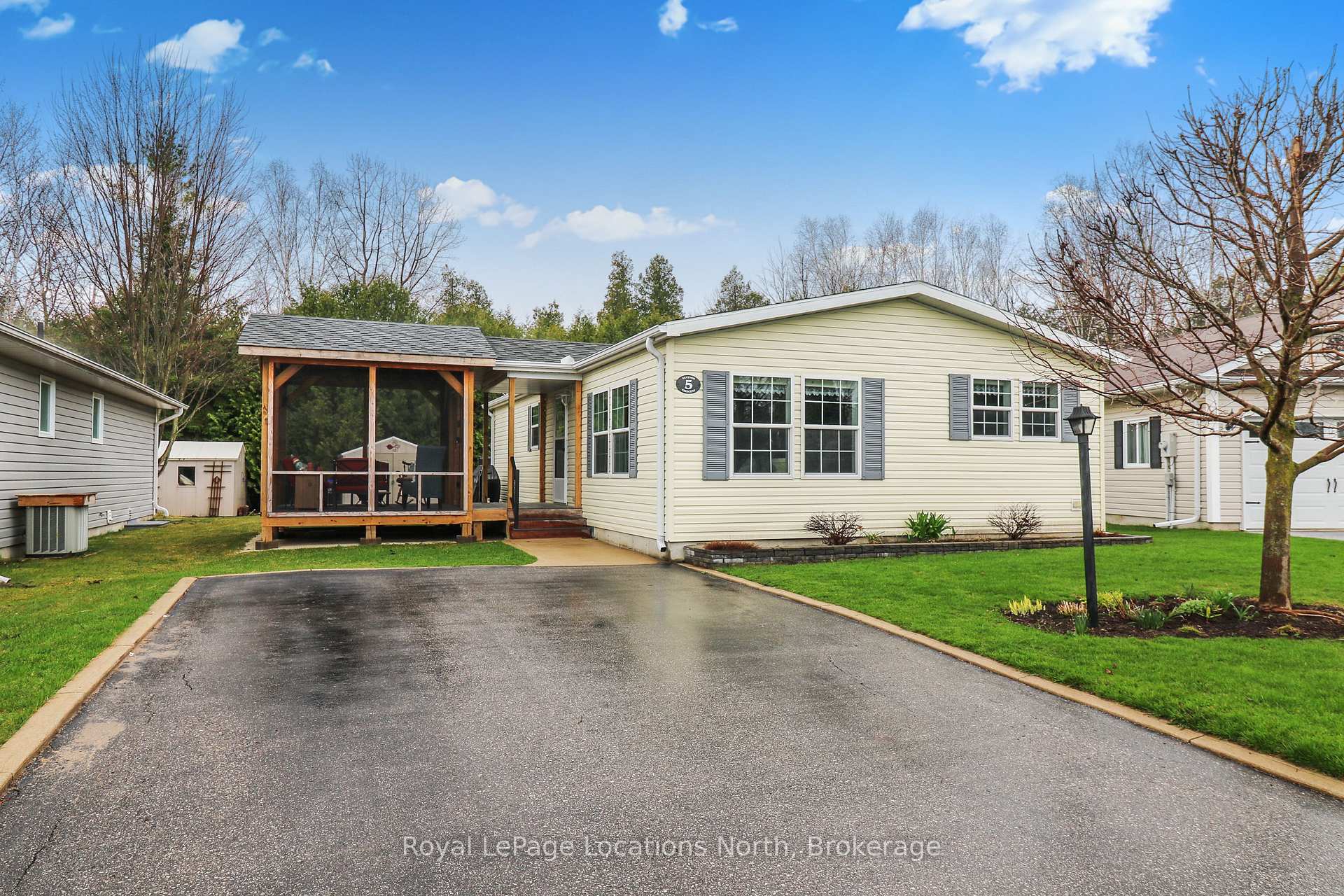 Photo 1 of 5 Ventnor Crescent, Wasaga Beach — HOMEH