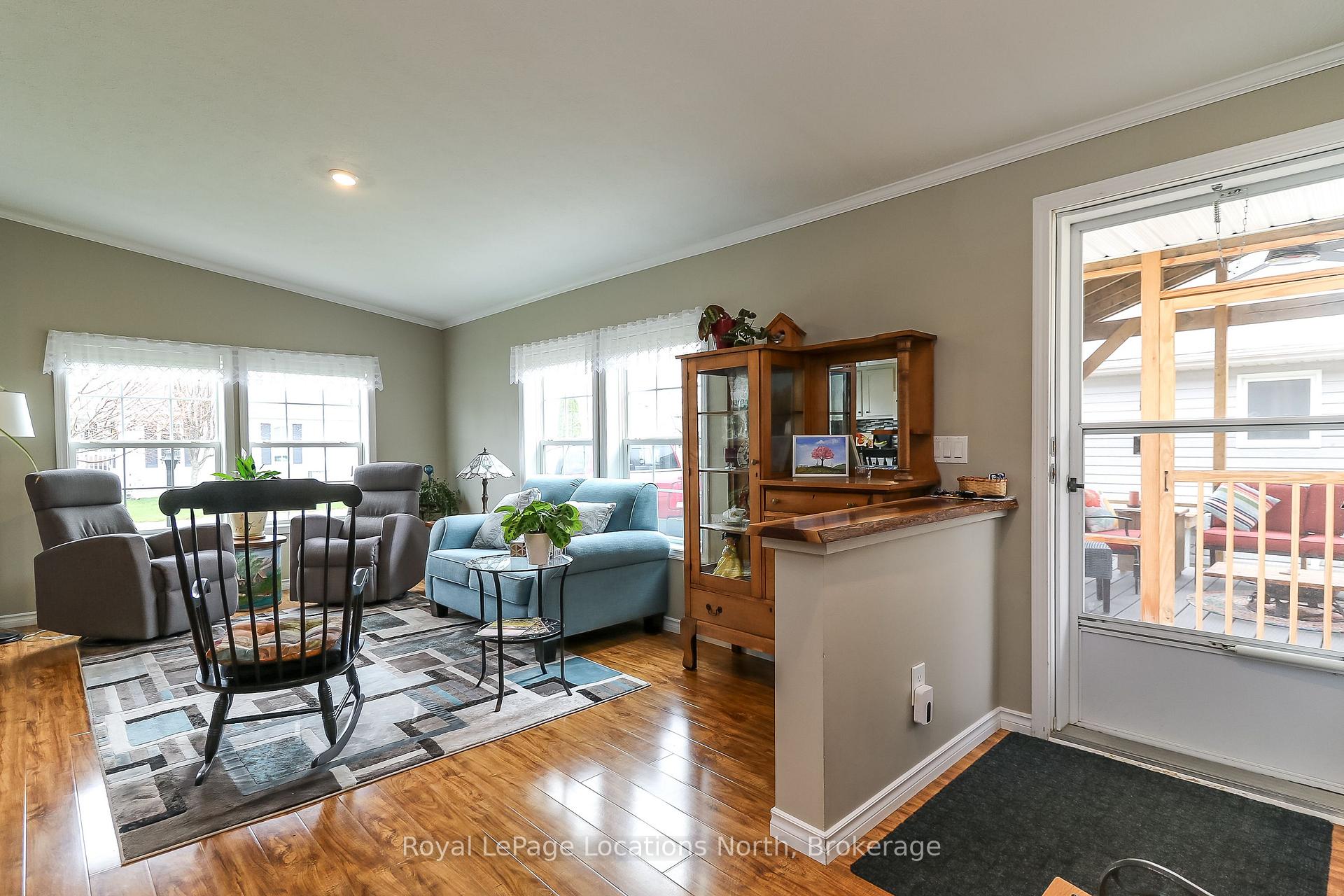 Photo 3 of 5 Ventnor Crescent, Wasaga Beach — HOMEH