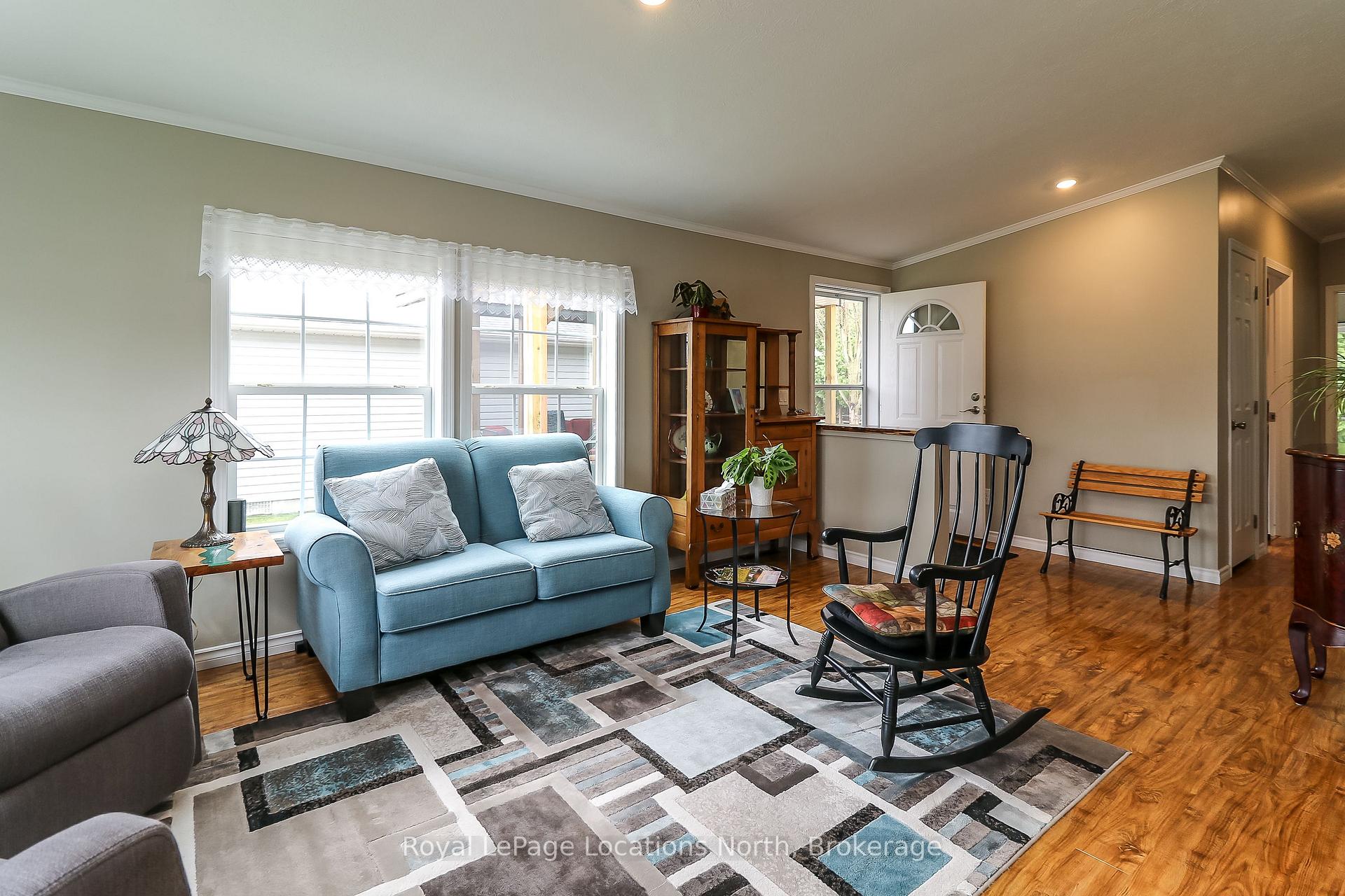 Photo 10 of 5 Ventnor Crescent, Wasaga Beach — HOMEH