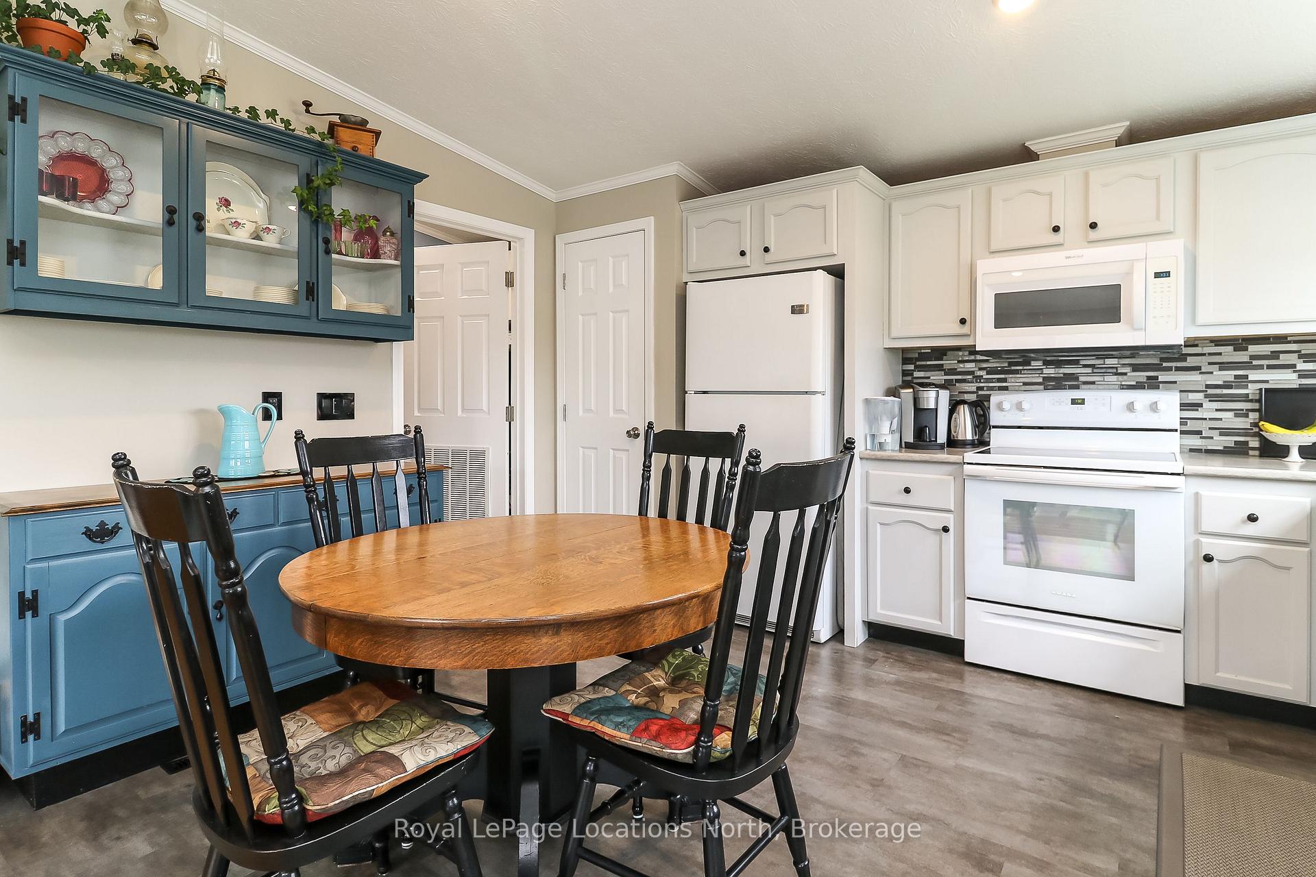 Photo 16 of 5 Ventnor Crescent, Wasaga Beach — HOMEH