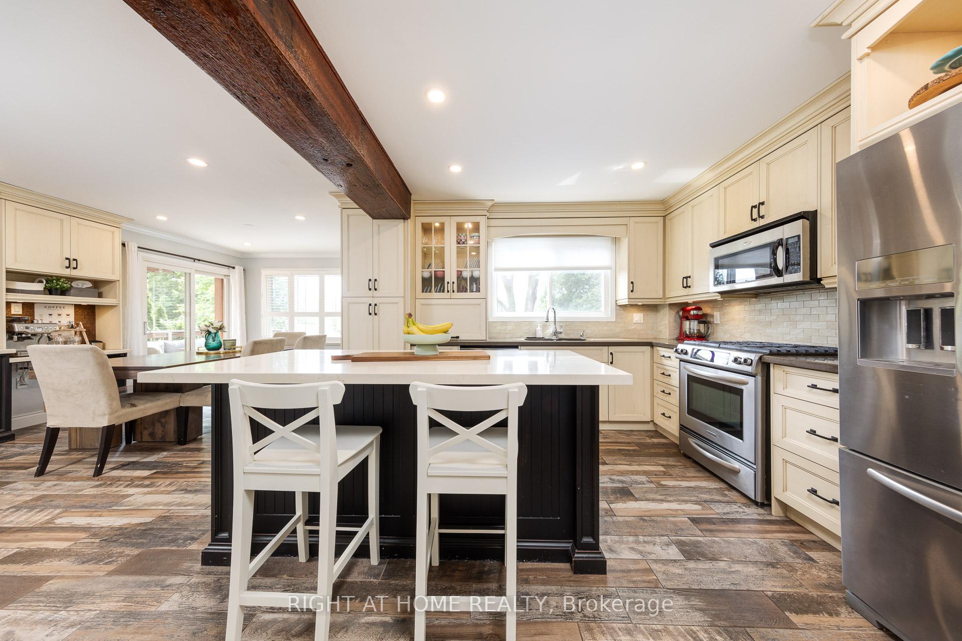 Photo 2 of 24 Evaleigh Court, Whitby, Blue Grass Meadows — HOMEH
