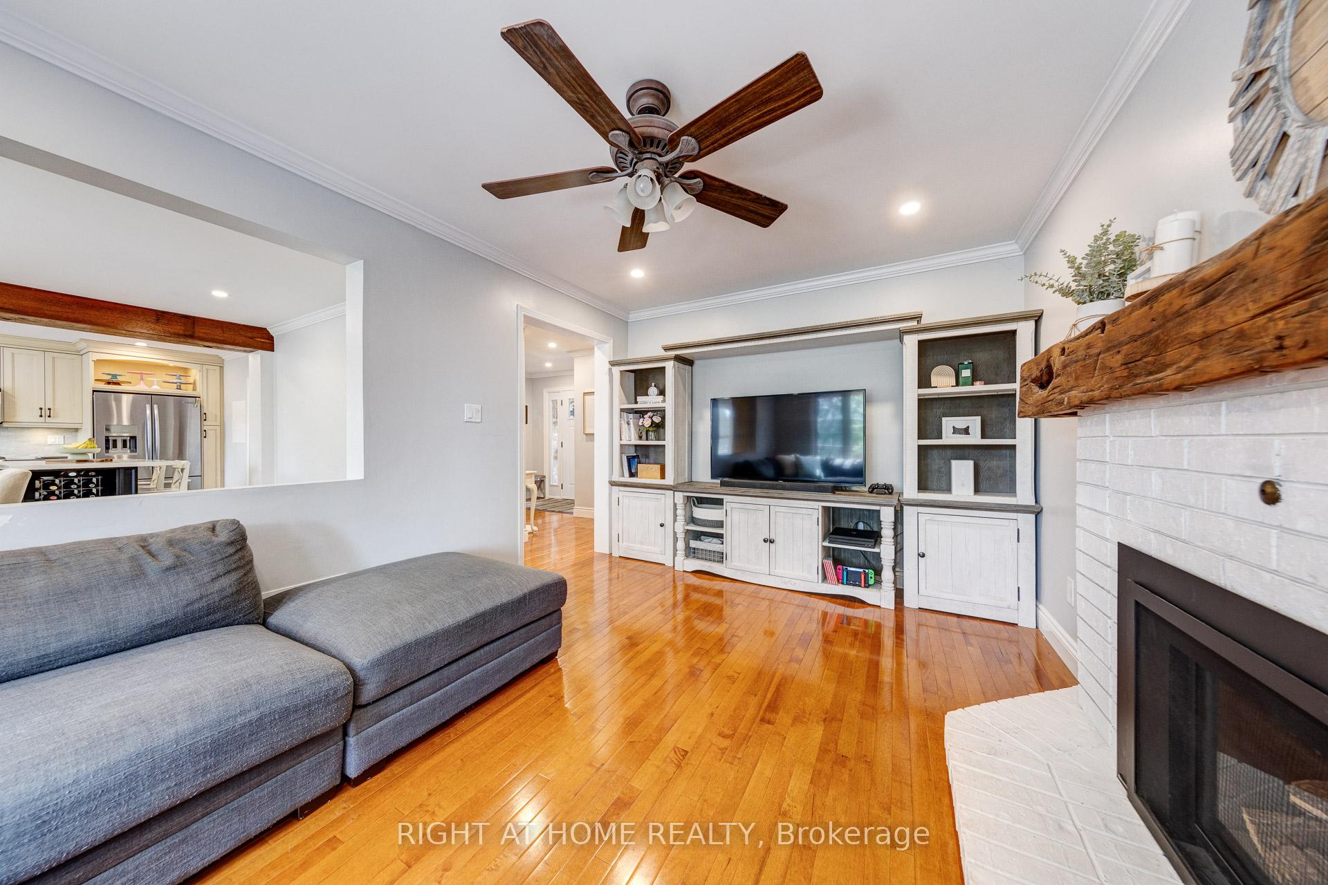 Photo 17 of 24 Evaleigh Court, Whitby, Blue Grass Meadows — HOMEH