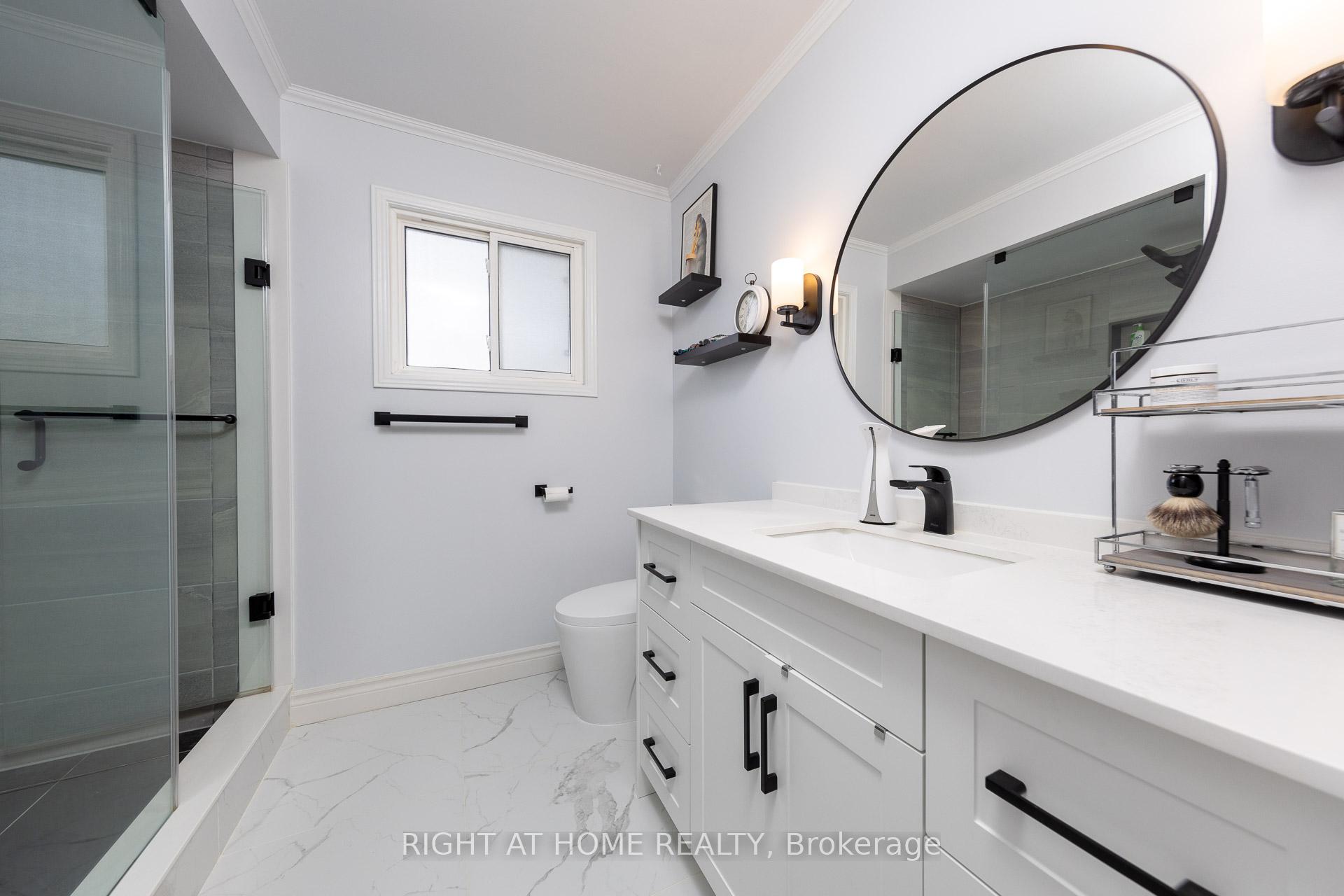 Photo 19 of 24 Evaleigh Court, Whitby, Blue Grass Meadows — HOMEH