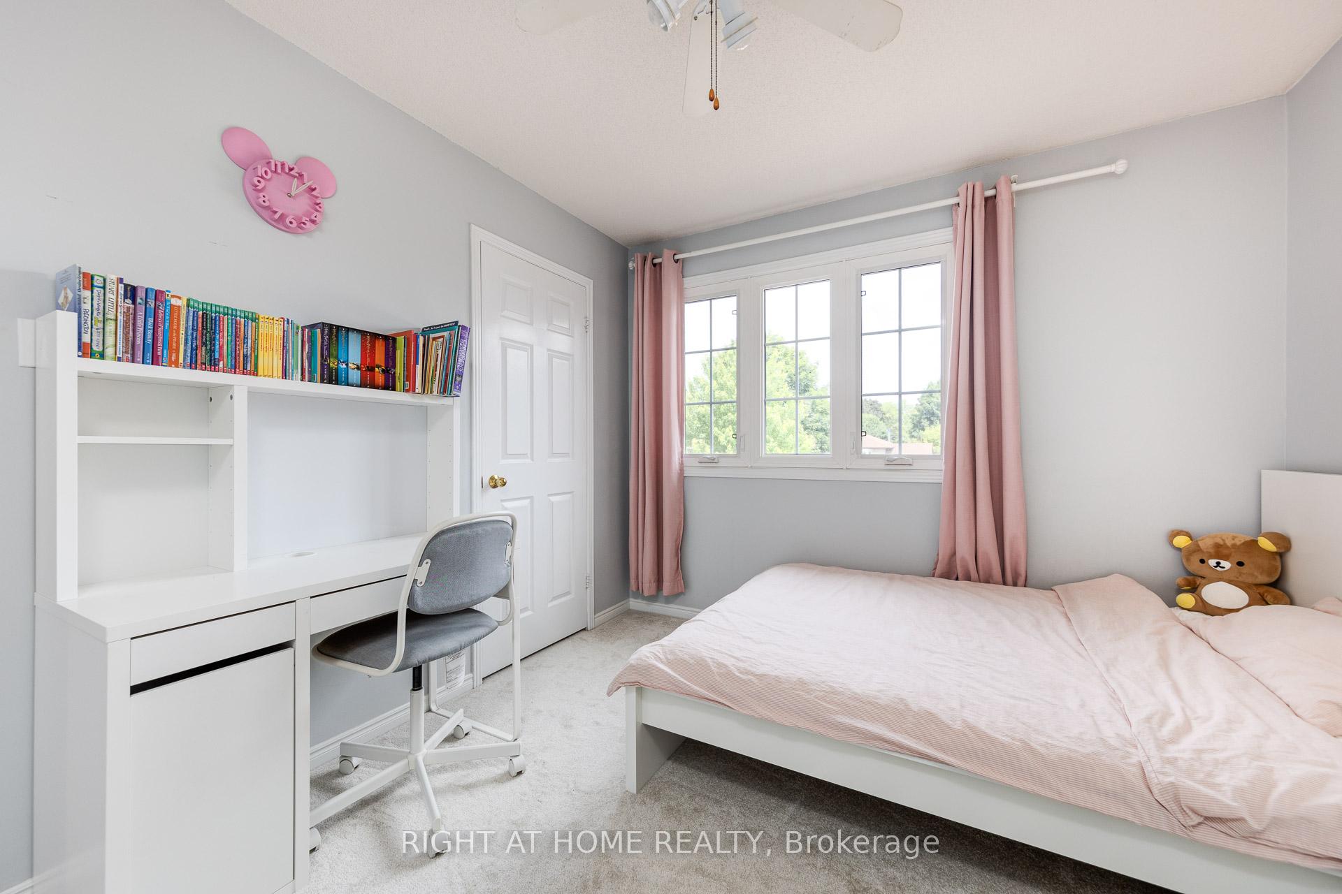 Photo 20 of 24 Evaleigh Court, Whitby, Blue Grass Meadows — HOMEH