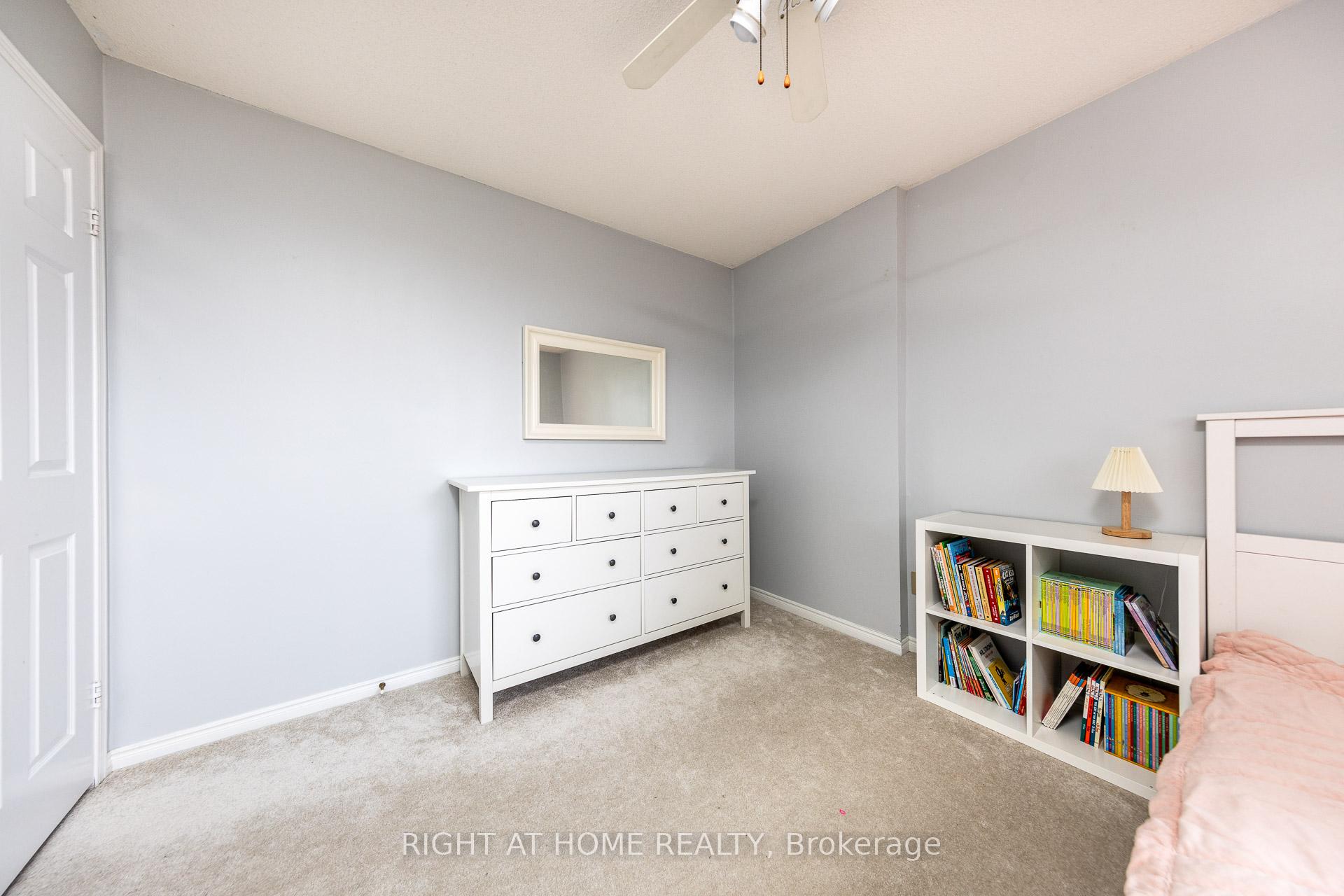 Photo 26 of 24 Evaleigh Court, Whitby, Blue Grass Meadows — HOMEH