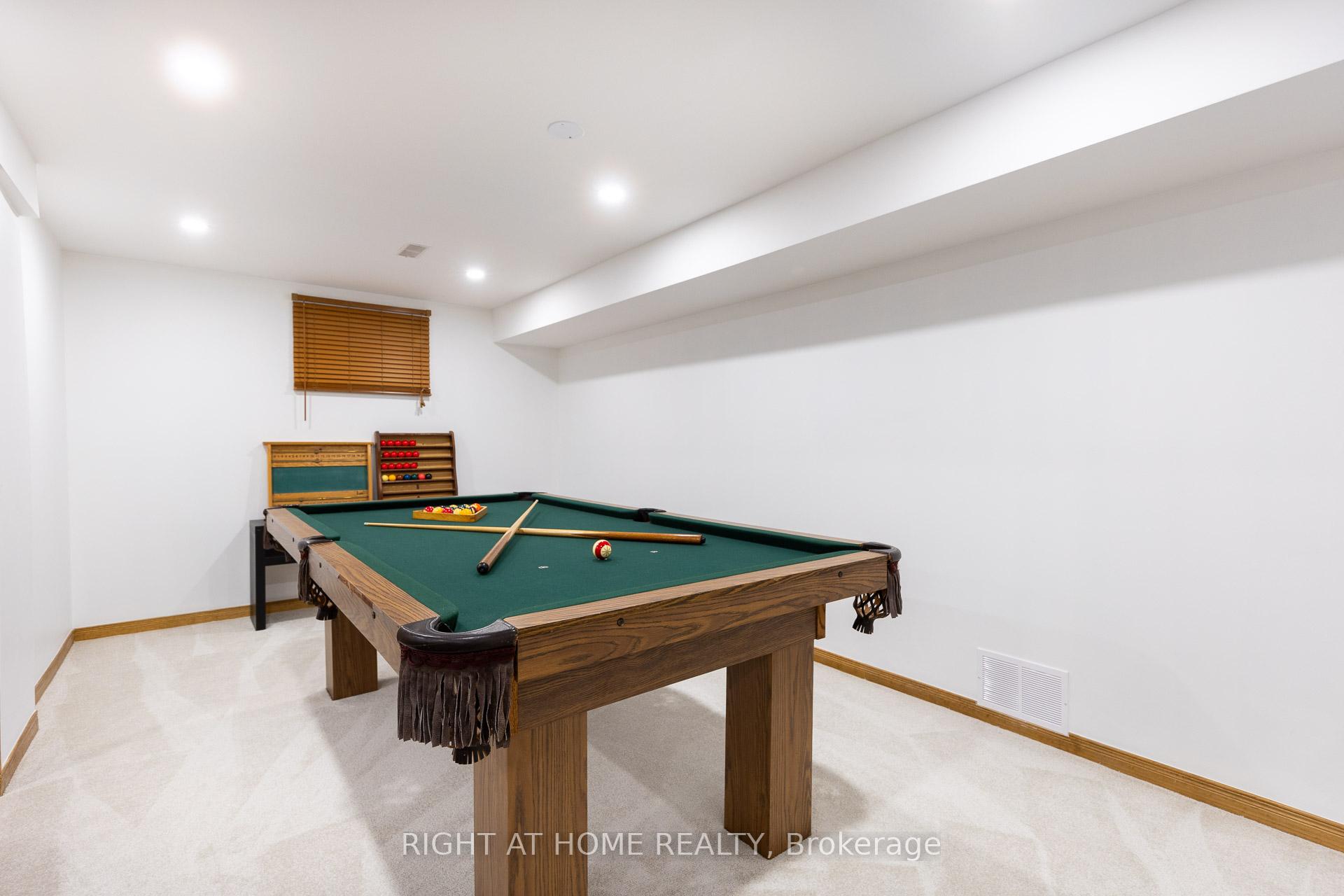 Photo 39 of 24 Evaleigh Court, Whitby, Blue Grass Meadows — HOMEH