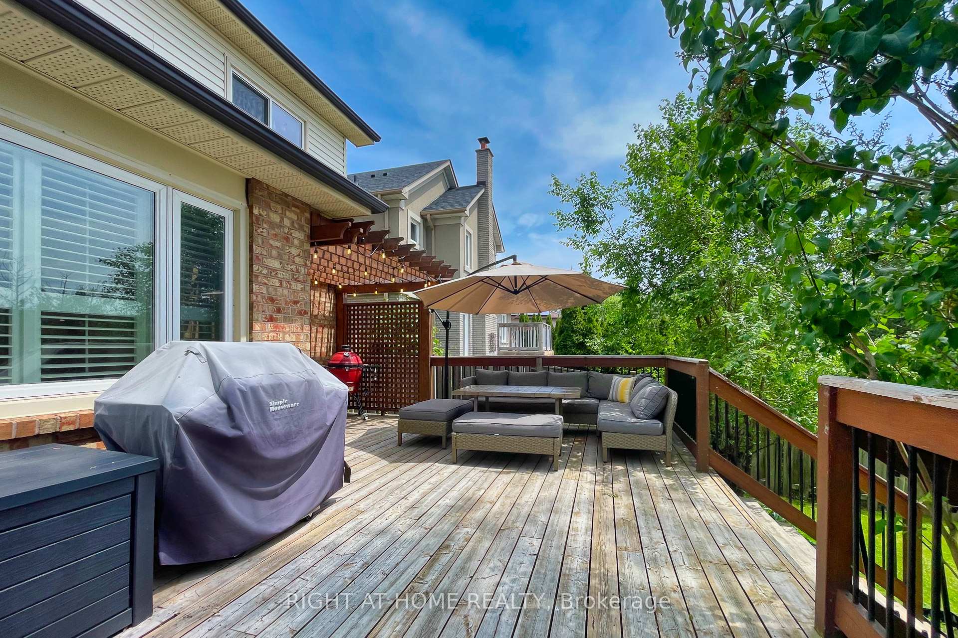 Photo 32 of 24 Evaleigh Court, Whitby, Blue Grass Meadows — HOMEH