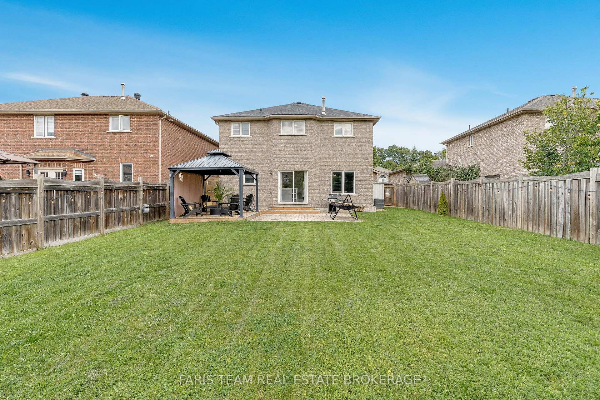 Photo 33 of 19 Oakside Court, Barrie, Ardagh — HOMEH