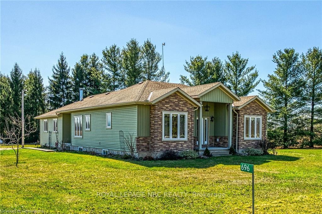 Photo 1 of 696 Marshagen Road, Haldimand, Dunnville — HOMEH