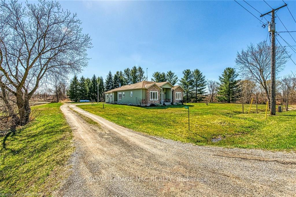 Photo 2 of 696 Marshagen Road, Haldimand, Dunnville — HOMEH