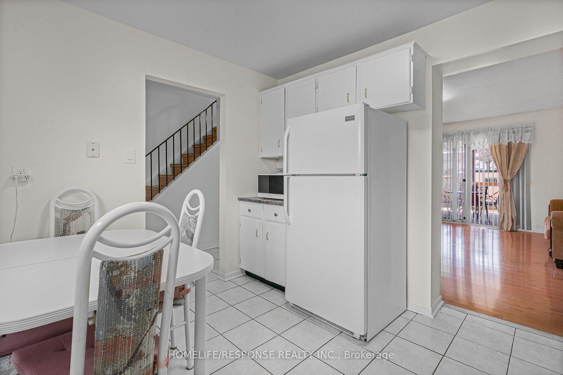 Photo 8 of 119 Greene Drive, Brampton, Madoc — HOMEH
