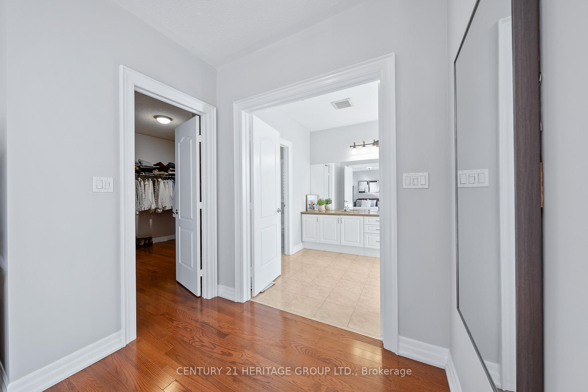 Photo 19 of 75 Strawbridge Farm Drive, Aurora, Aurora Grove — HOMEH