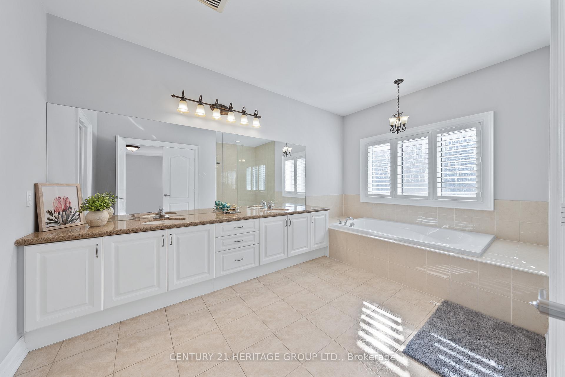 Photo 12 of 75 Strawbridge Farm Drive, Aurora, Aurora Grove — HOMEH