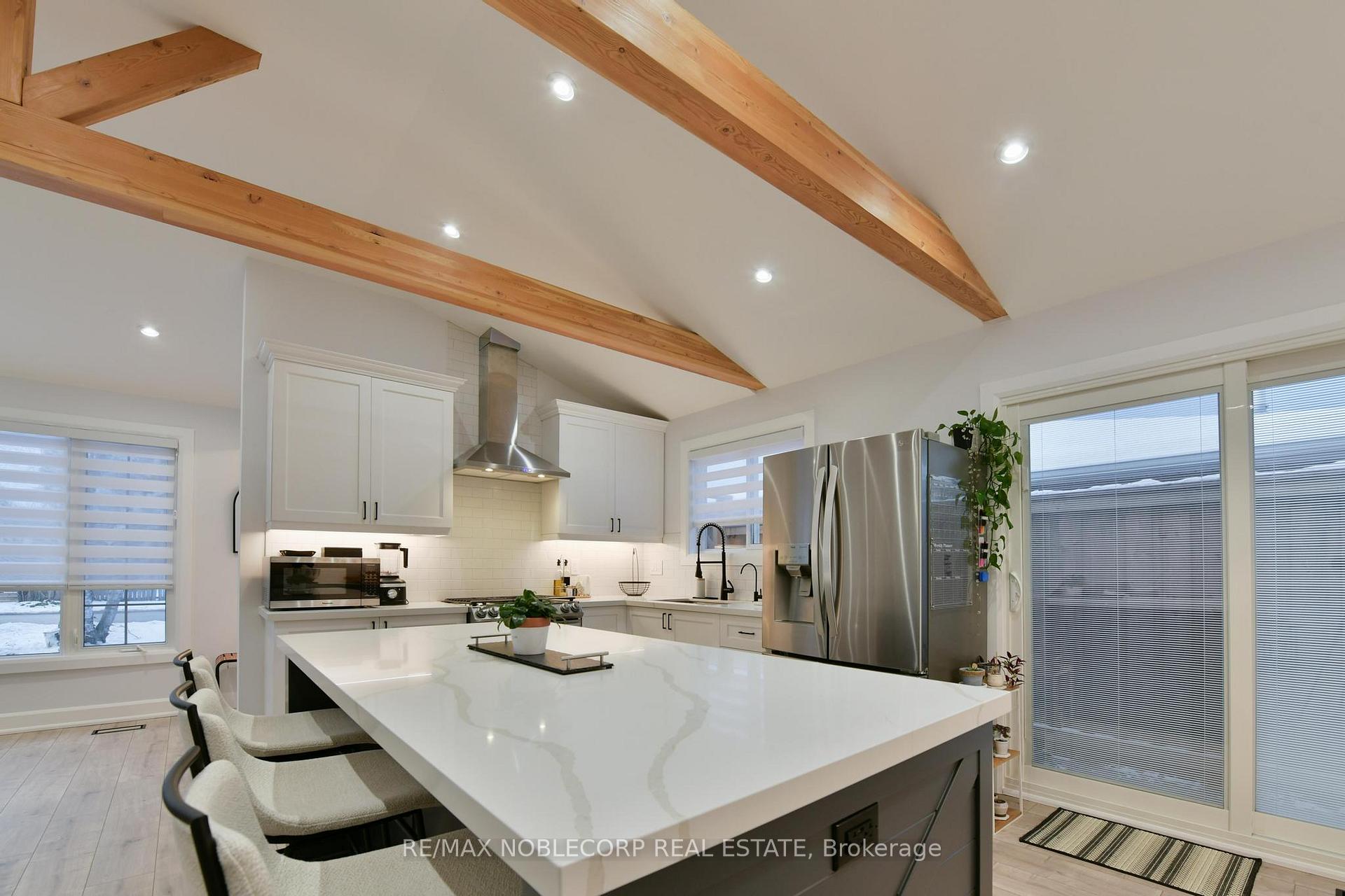 Photo 7 of 15 Eastern Avenue, New Tecumseth, Tottenham — HOMEH