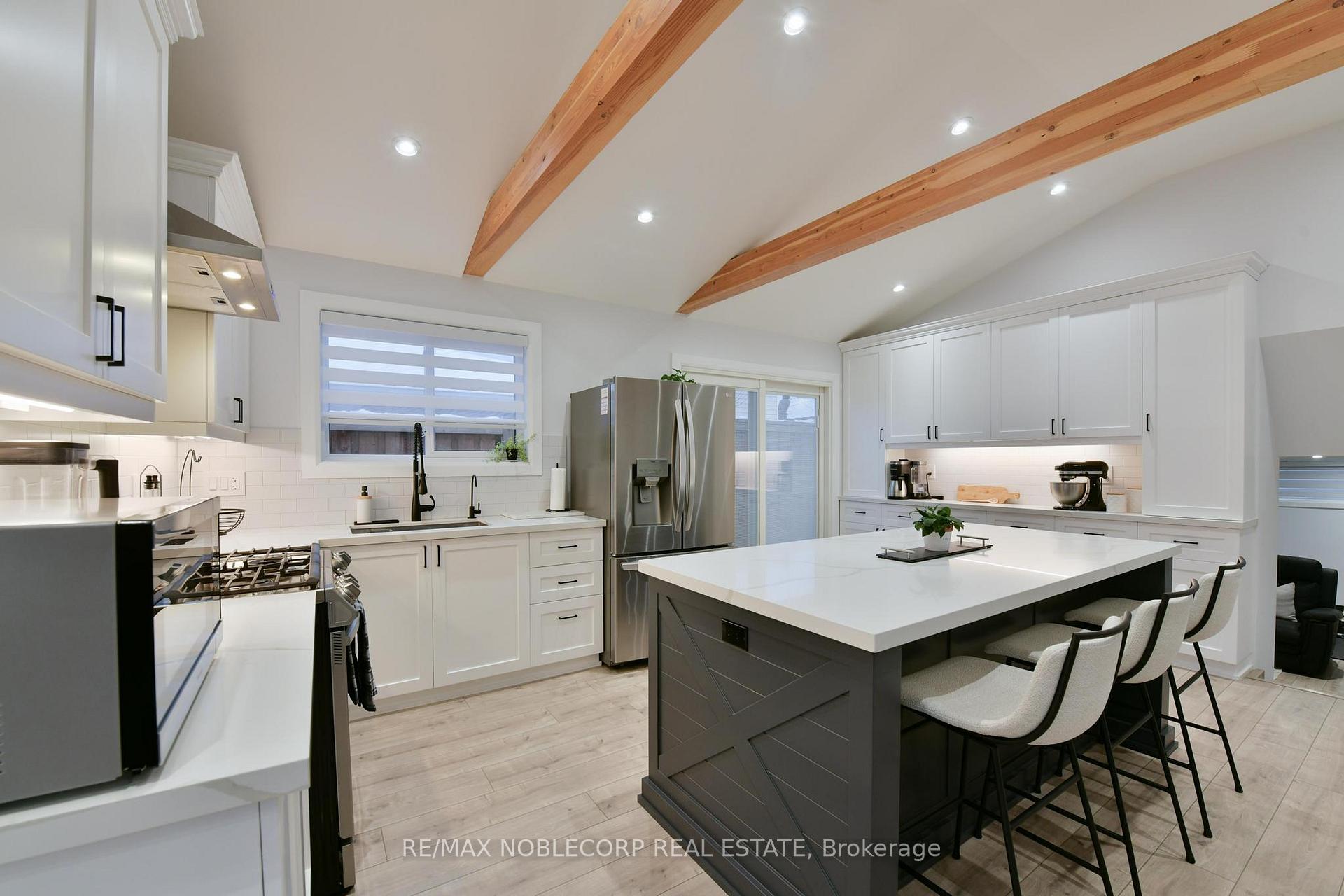 Photo 26 of 15 Eastern Avenue, New Tecumseth, Tottenham — HOMEH