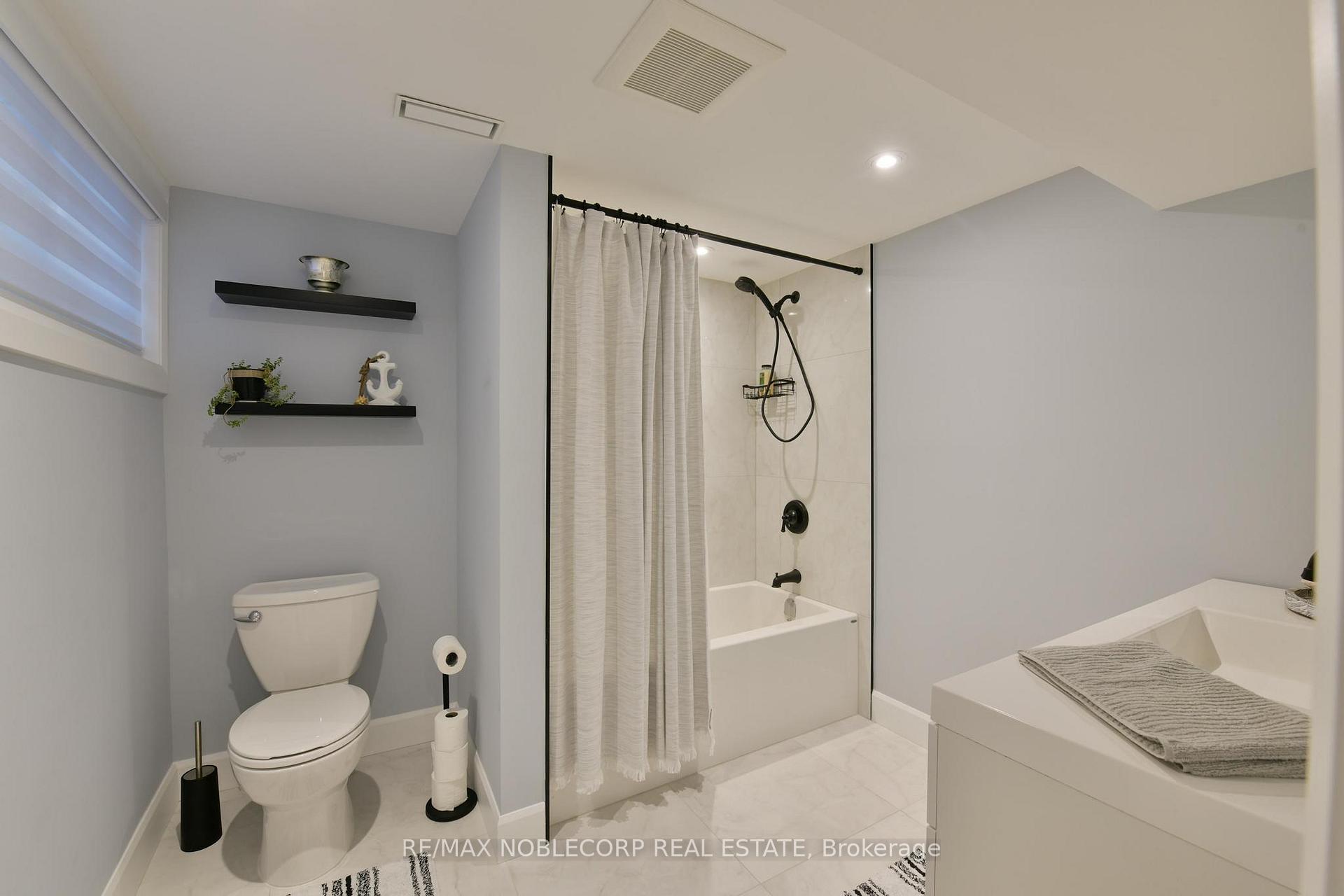 Photo 14 of 15 Eastern Avenue, New Tecumseth, Tottenham — HOMEH