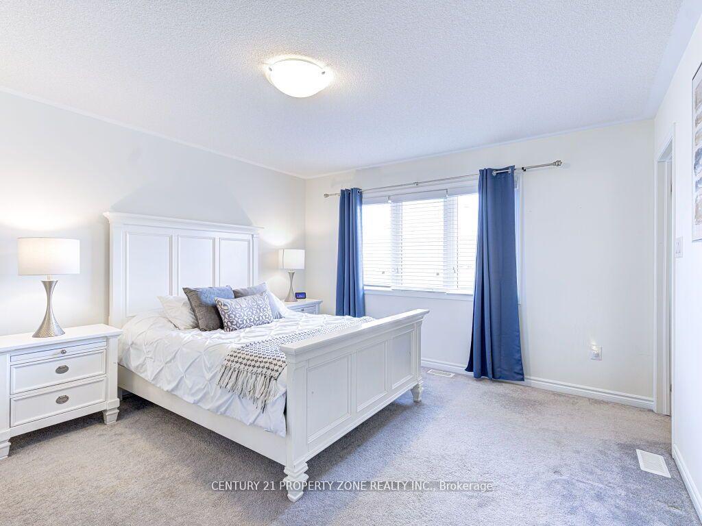 Photo 10 of 7 Circus Crescent, Brampton, Northwest Brampton — HOMEH