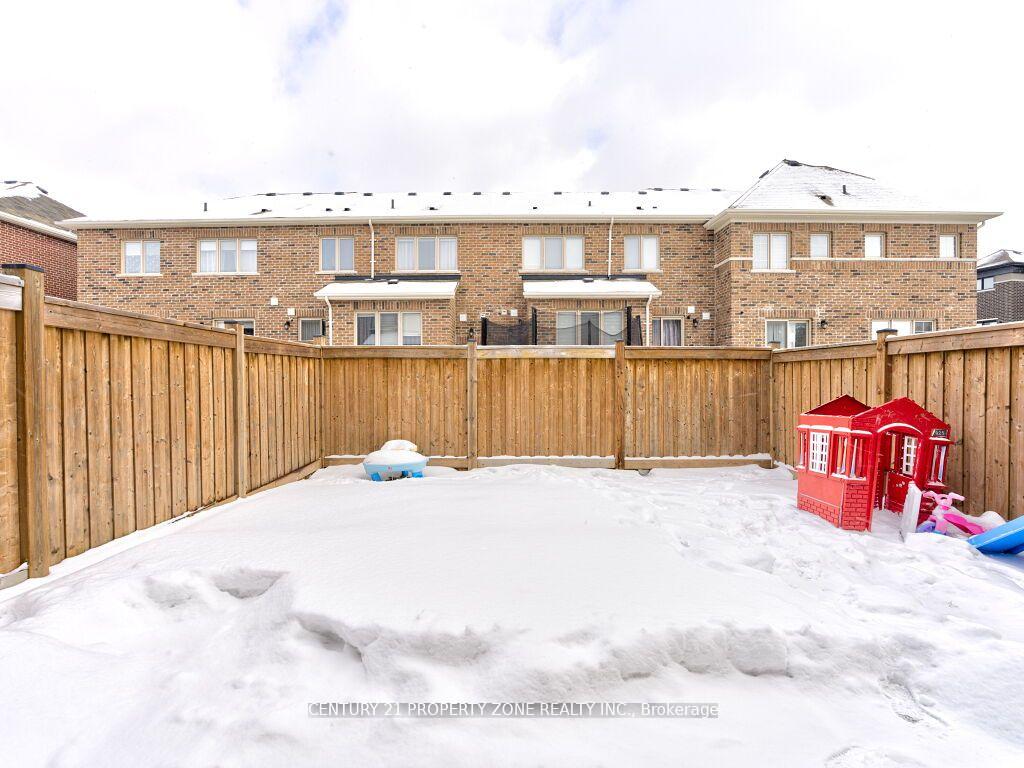Photo 17 of 7 Circus Crescent, Brampton, Northwest Brampton — HOMEH