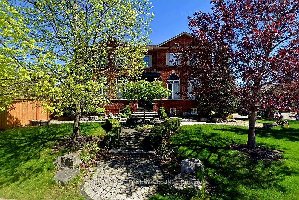Photo 12 of 9 English Rose Lane, Caledon, Bolton West — HOMEH