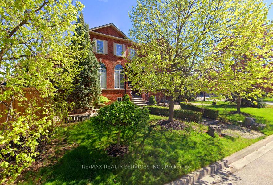 Photo 5 of 9 English Rose Lane, Caledon, Bolton West — HOMEH
