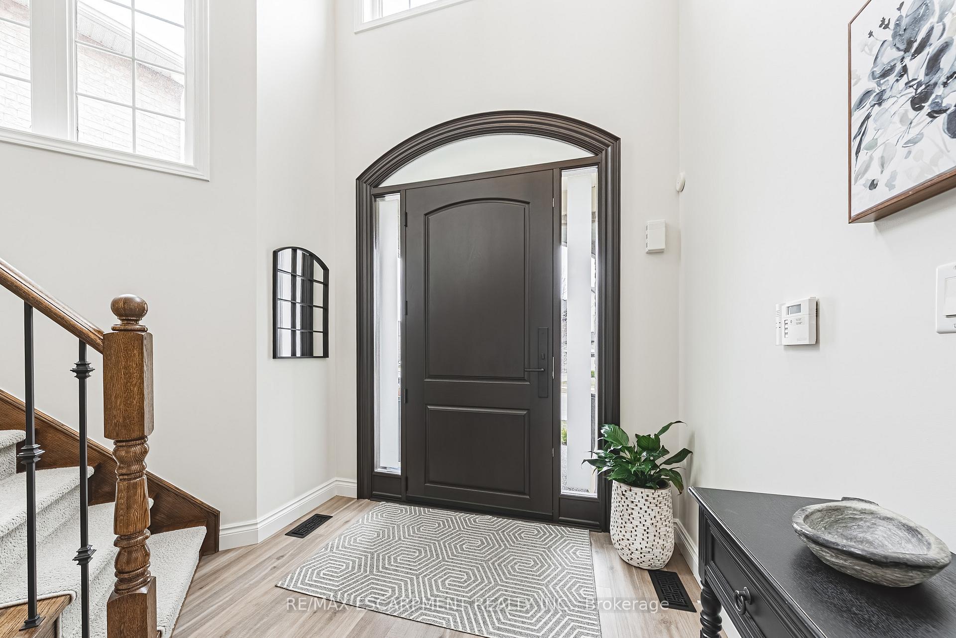 Photo 2 of 145 Vinton Road, Hamilton, Ancaster — HOMEH