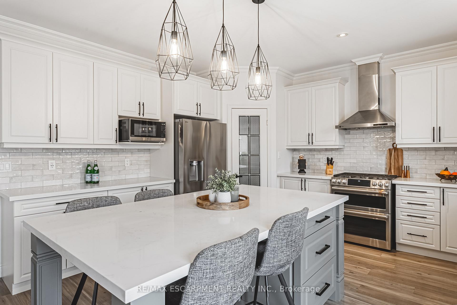 Photo 18 of 145 Vinton Road, Hamilton, Ancaster — HOMEH