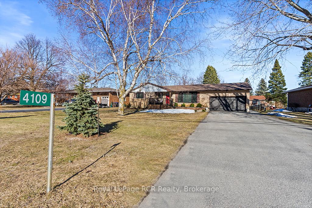 Photo 1 of 4109 County Road 124, Clearview, Nottawa — HOMEH