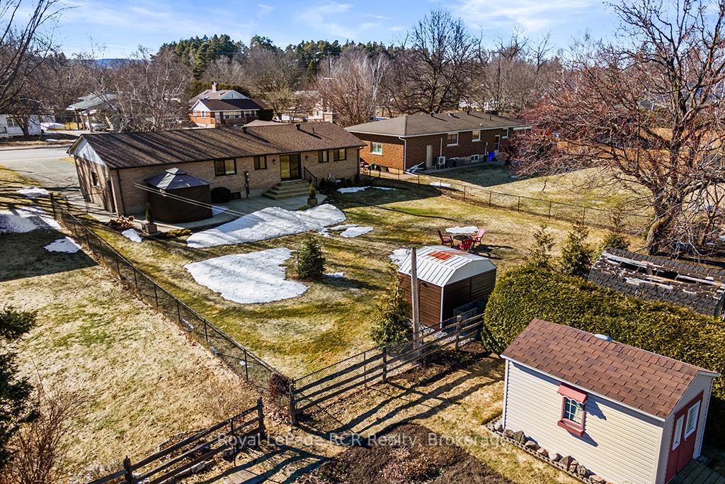 Photo 13 of 4109 County Road 124, Clearview, Nottawa — HOMEH