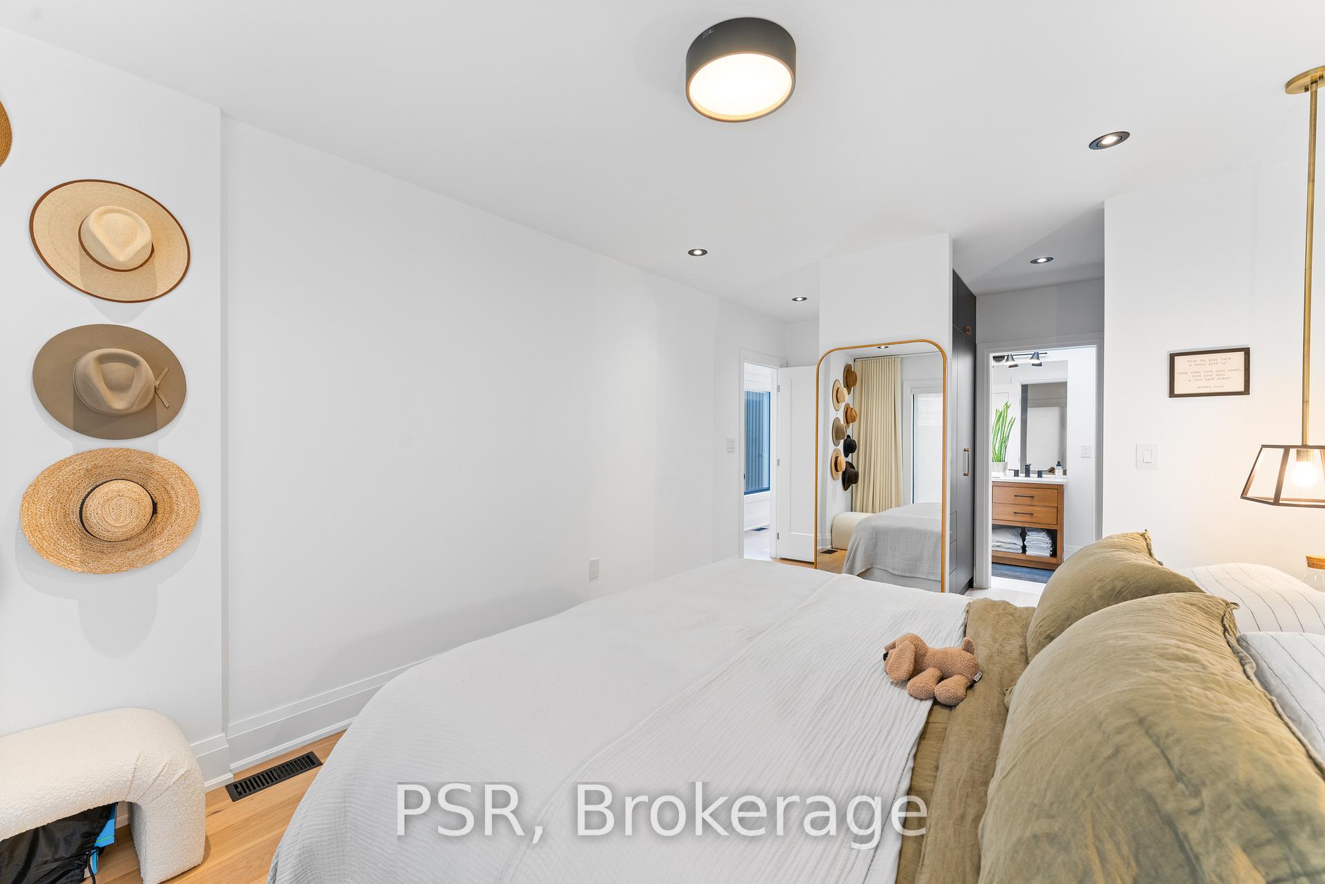 Photo 14 of 116 Walpole Avenue, Toronto, Greenwood-Coxwell — HOMEH