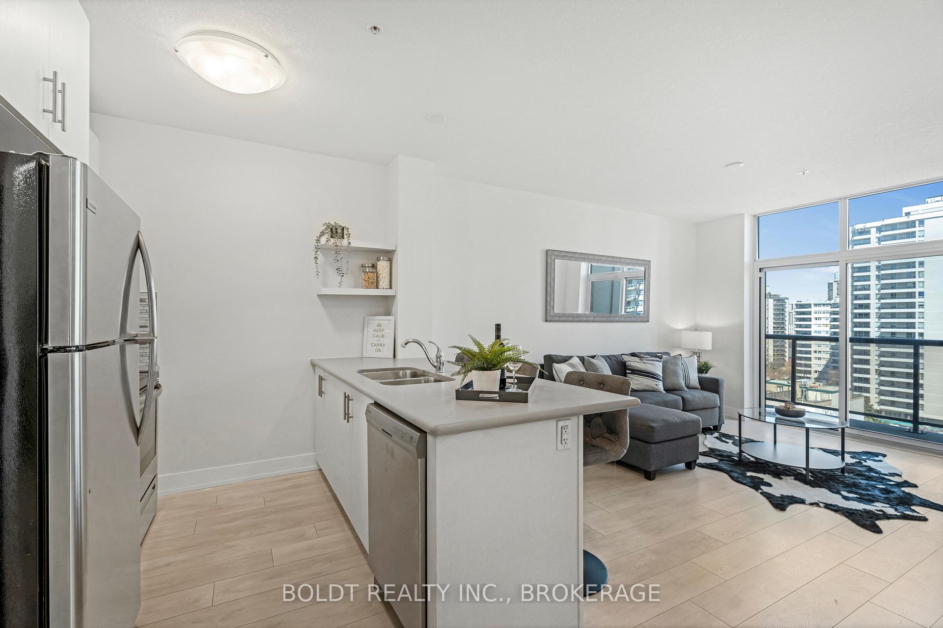 Photo 13 of Unit PH1104, 81 Robinson Street, Hamilton, Durand — HOMEH