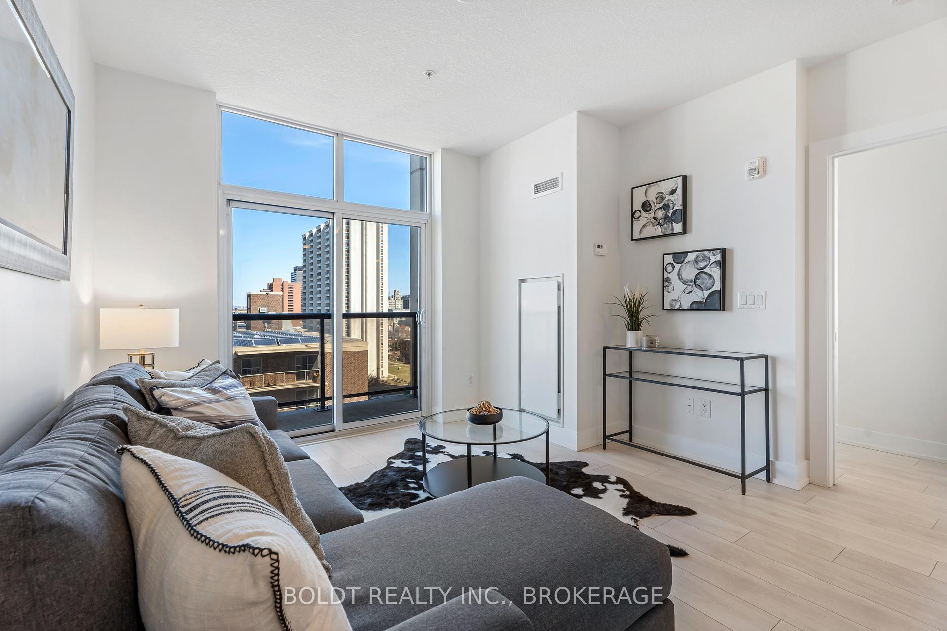 Photo 9 of Unit PH1104, 81 Robinson Street, Hamilton, Durand — HOMEH
