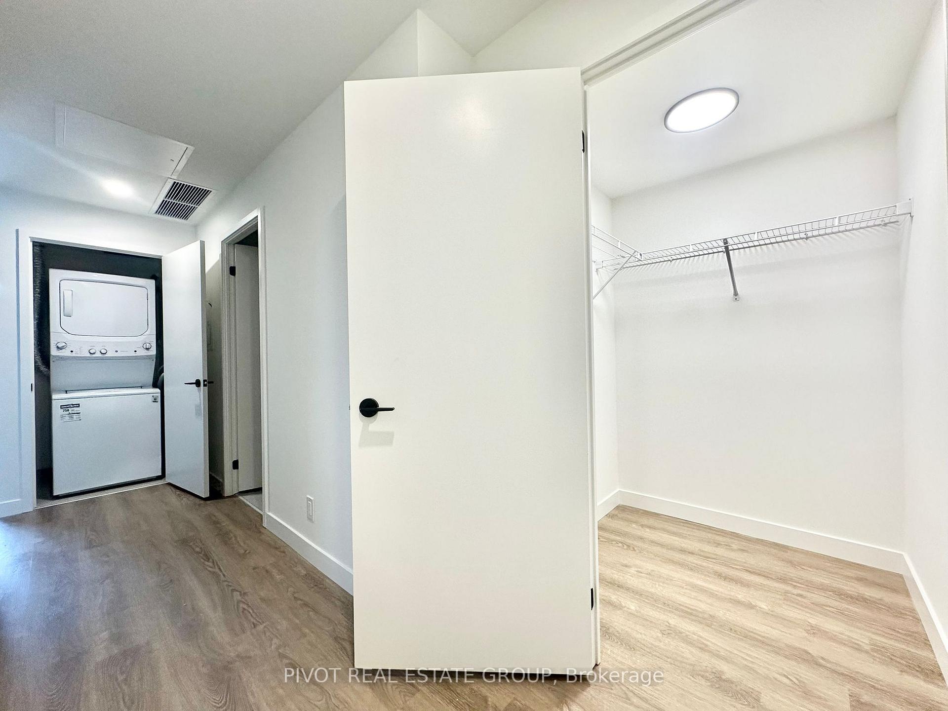 Photo 4 of Unit 1414, 1050 Eastern Avenue, Toronto, The Beaches — HOMEH
