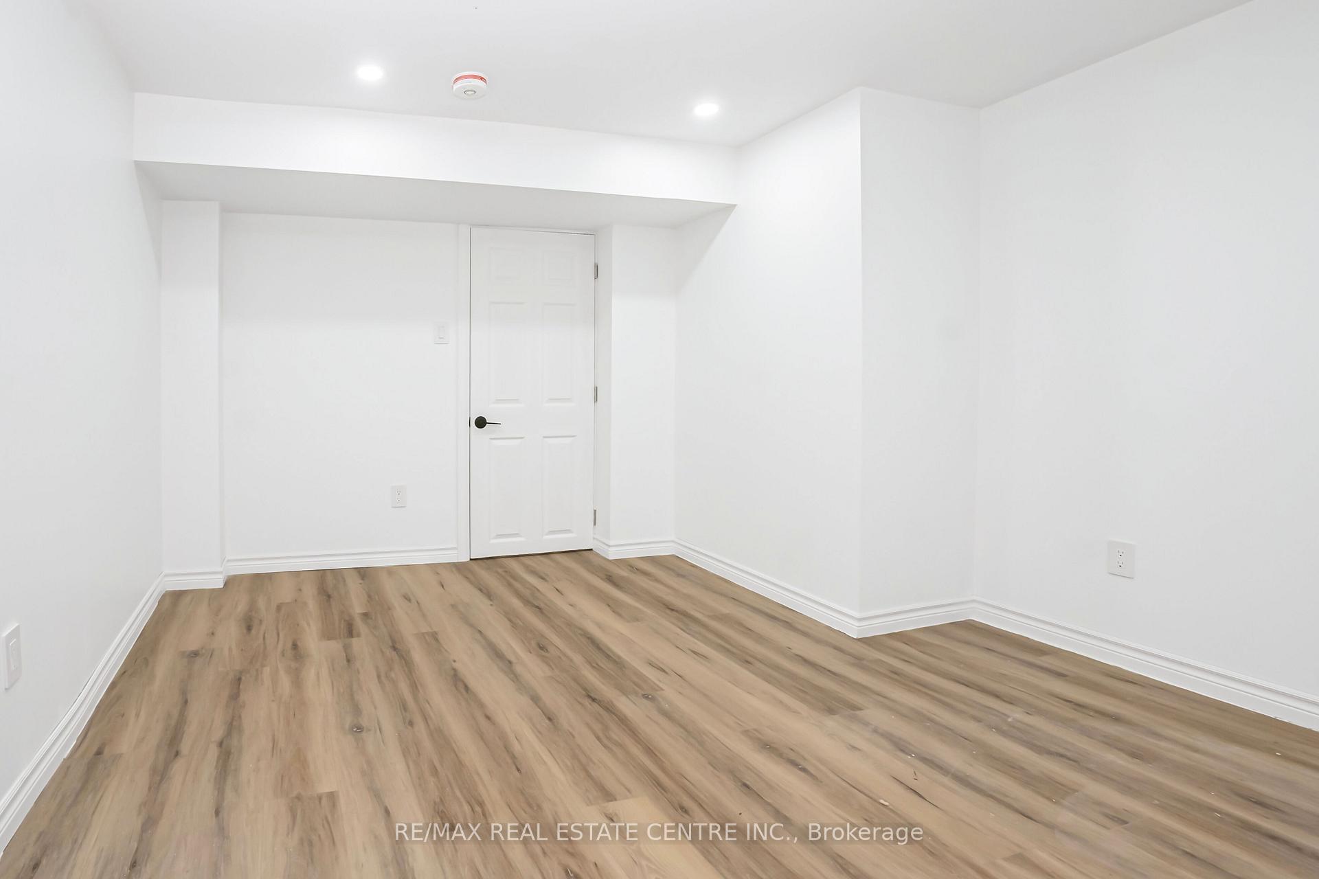 Photo 38 of 959 Mohawk Road E, Hamilton, Huntington — HOMEH