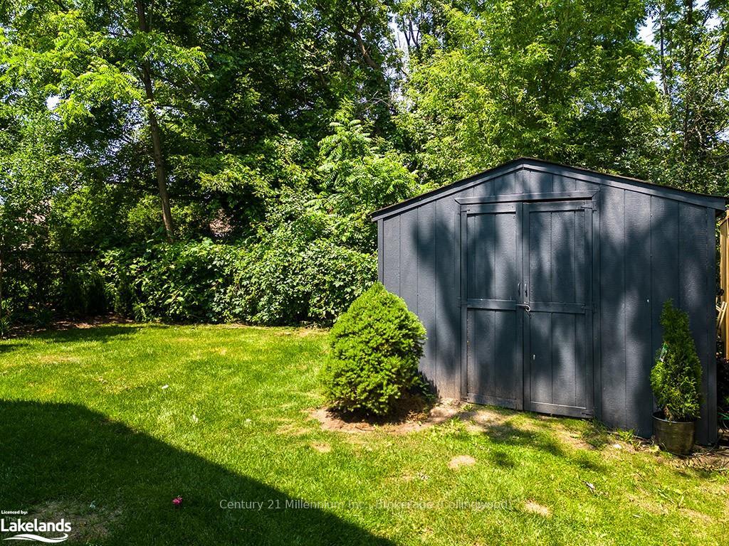 Photo 23 of 701 Sixth Street, Collingwood — HOMEH