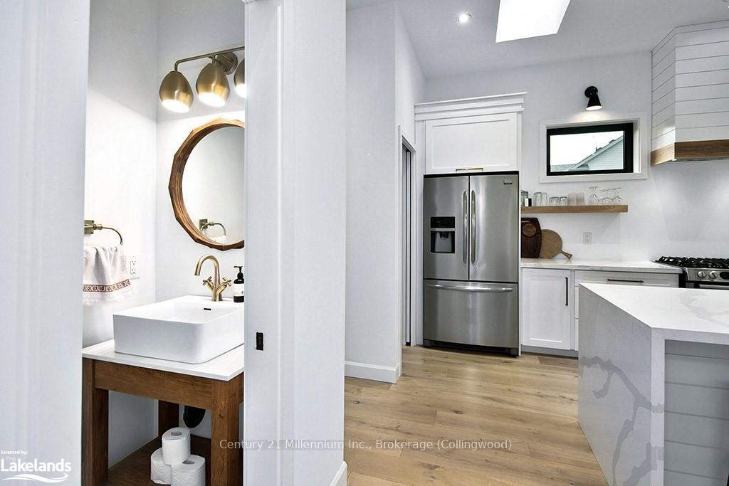 Photo 32 of 701 Sixth Street, Collingwood — HOMEH