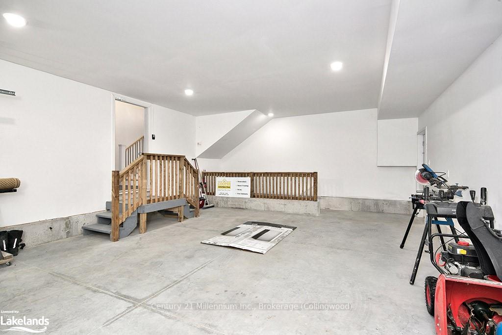 Photo 39 of 701 Sixth Street, Collingwood — HOMEH