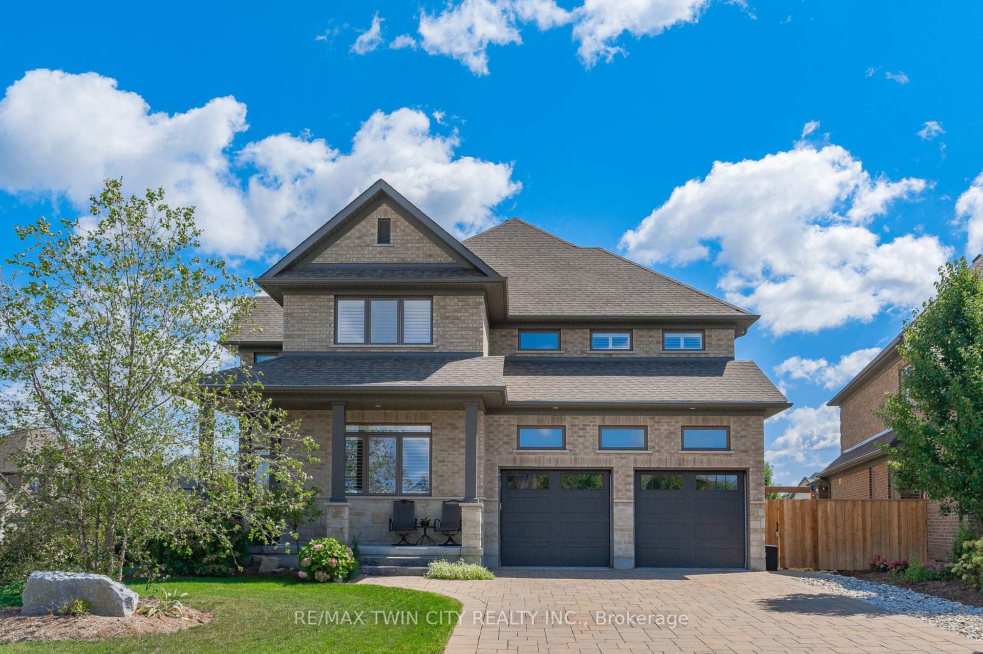 Photo 8 of 584 Manor Ridge Crescent, Waterloo, Eastbridge — HOMEH