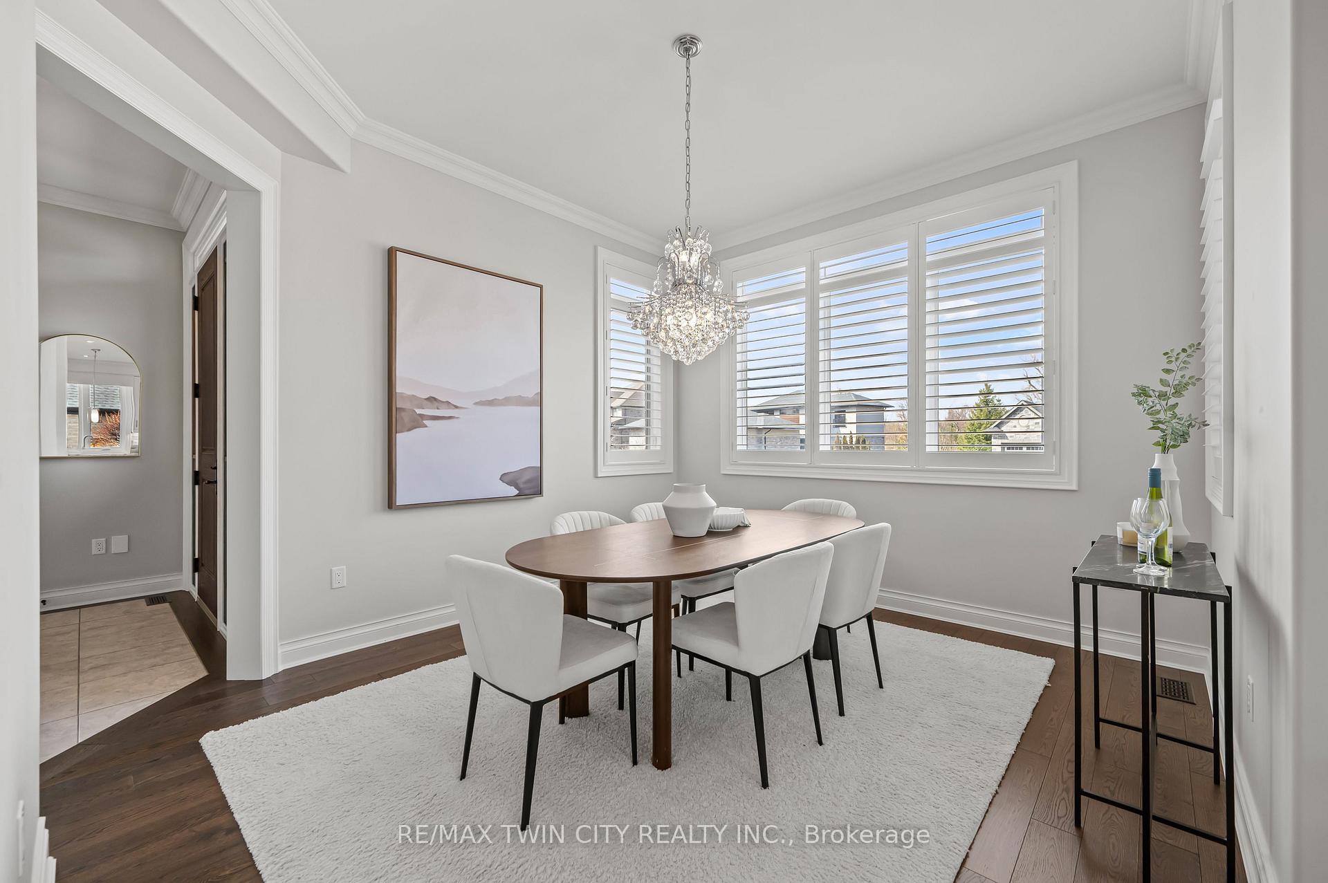 Photo 15 of 584 Manor Ridge Crescent, Waterloo, Eastbridge — HOMEH