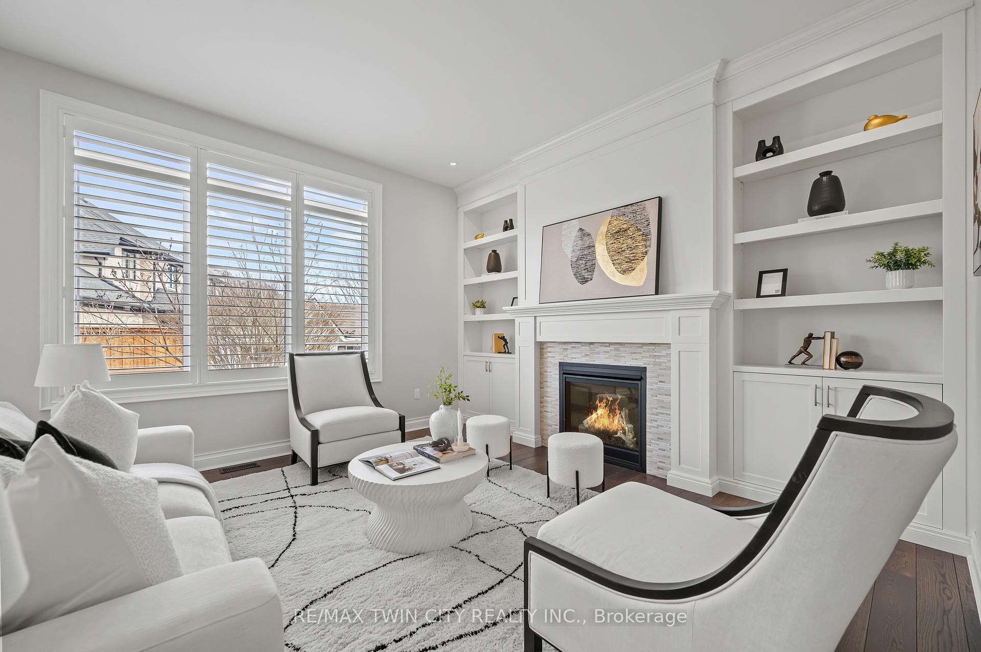Photo 19 of 584 Manor Ridge Crescent, Waterloo, Eastbridge — HOMEH