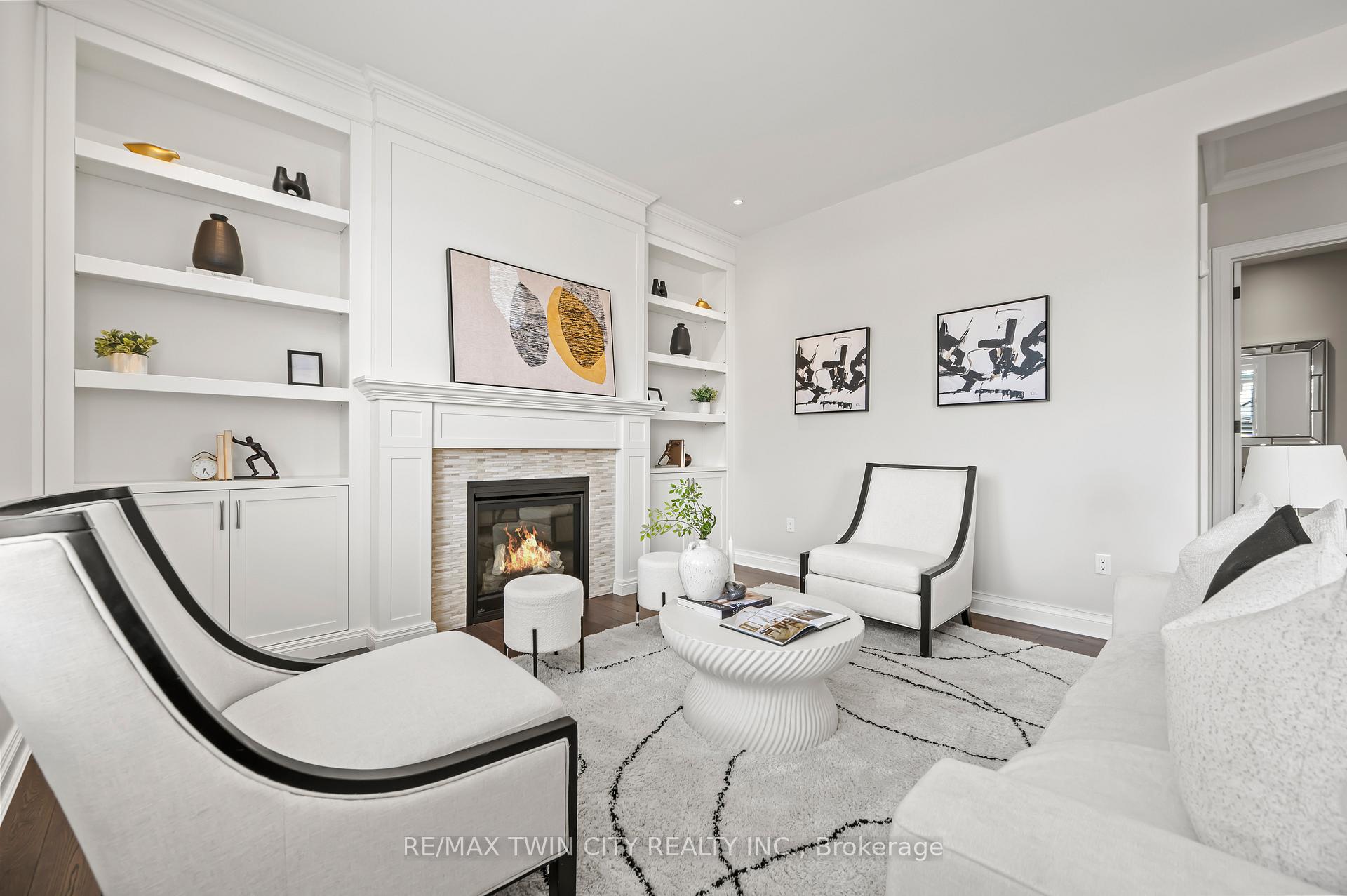 Photo 11 of 584 Manor Ridge Crescent, Waterloo, Eastbridge — HOMEH