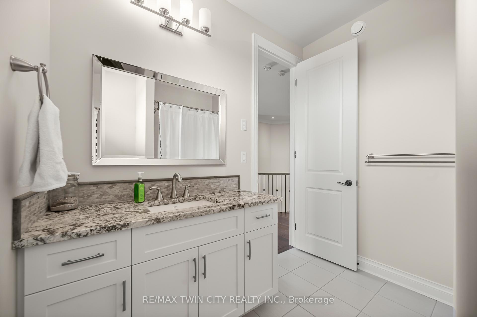 Photo 50 of 584 Manor Ridge Crescent, Waterloo, Eastbridge — HOMEH
