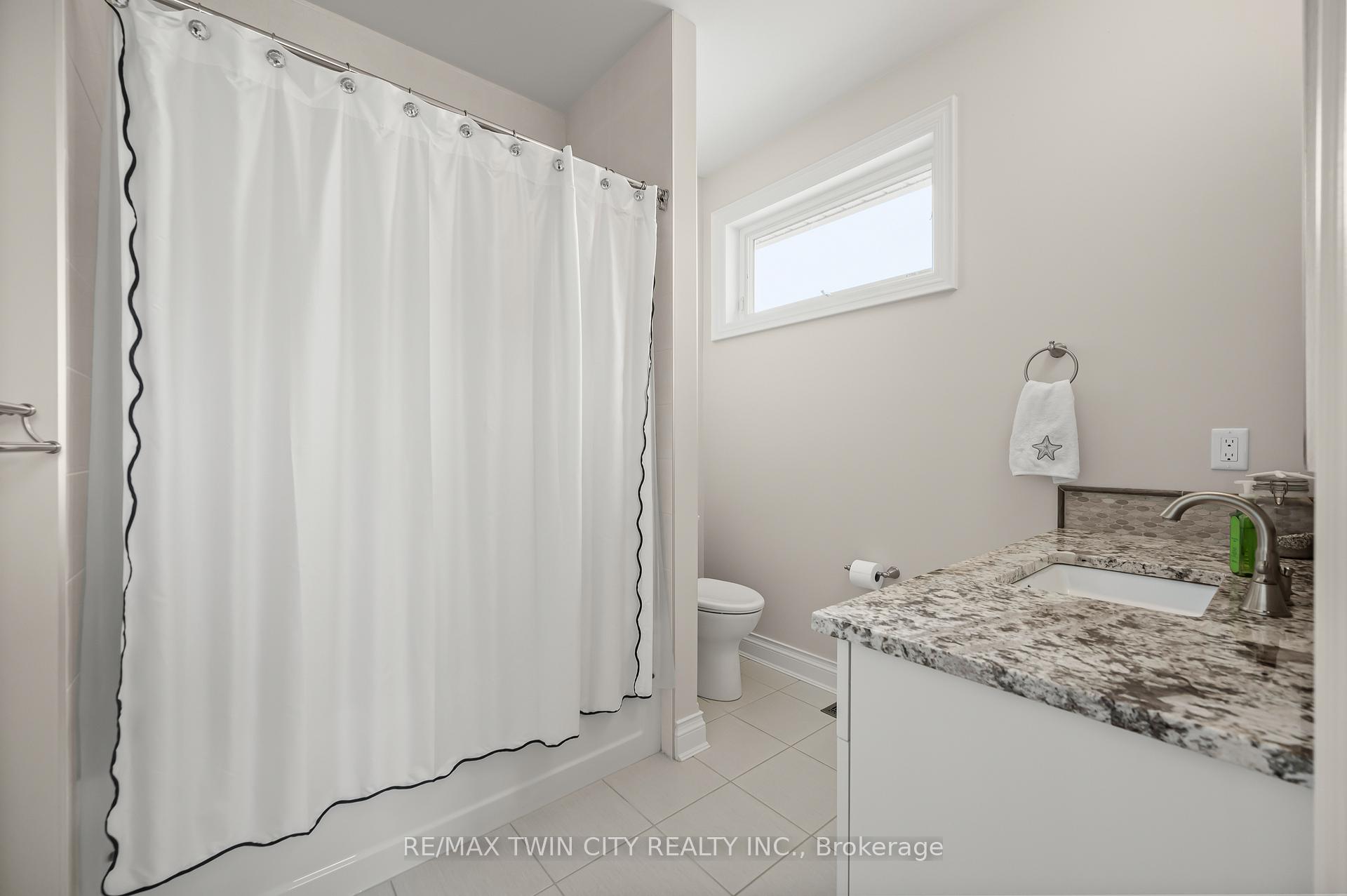 Photo 44 of 584 Manor Ridge Crescent, Waterloo, Eastbridge — HOMEH