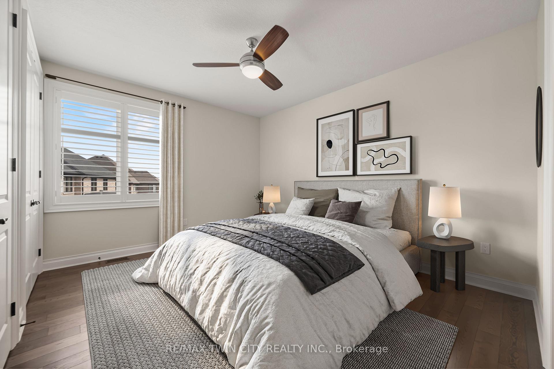 Photo 36 of 584 Manor Ridge Crescent, Waterloo, Eastbridge — HOMEH