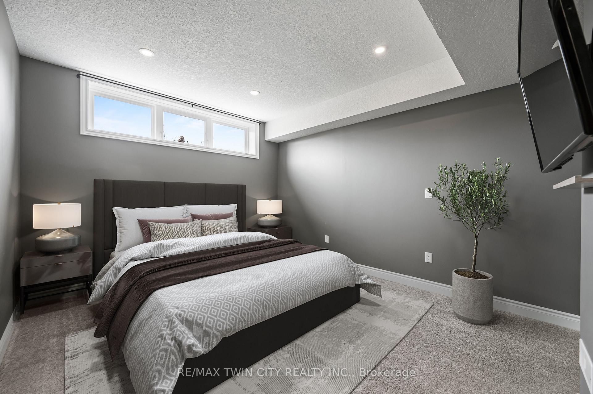 Photo 46 of 584 Manor Ridge Crescent, Waterloo, Eastbridge — HOMEH