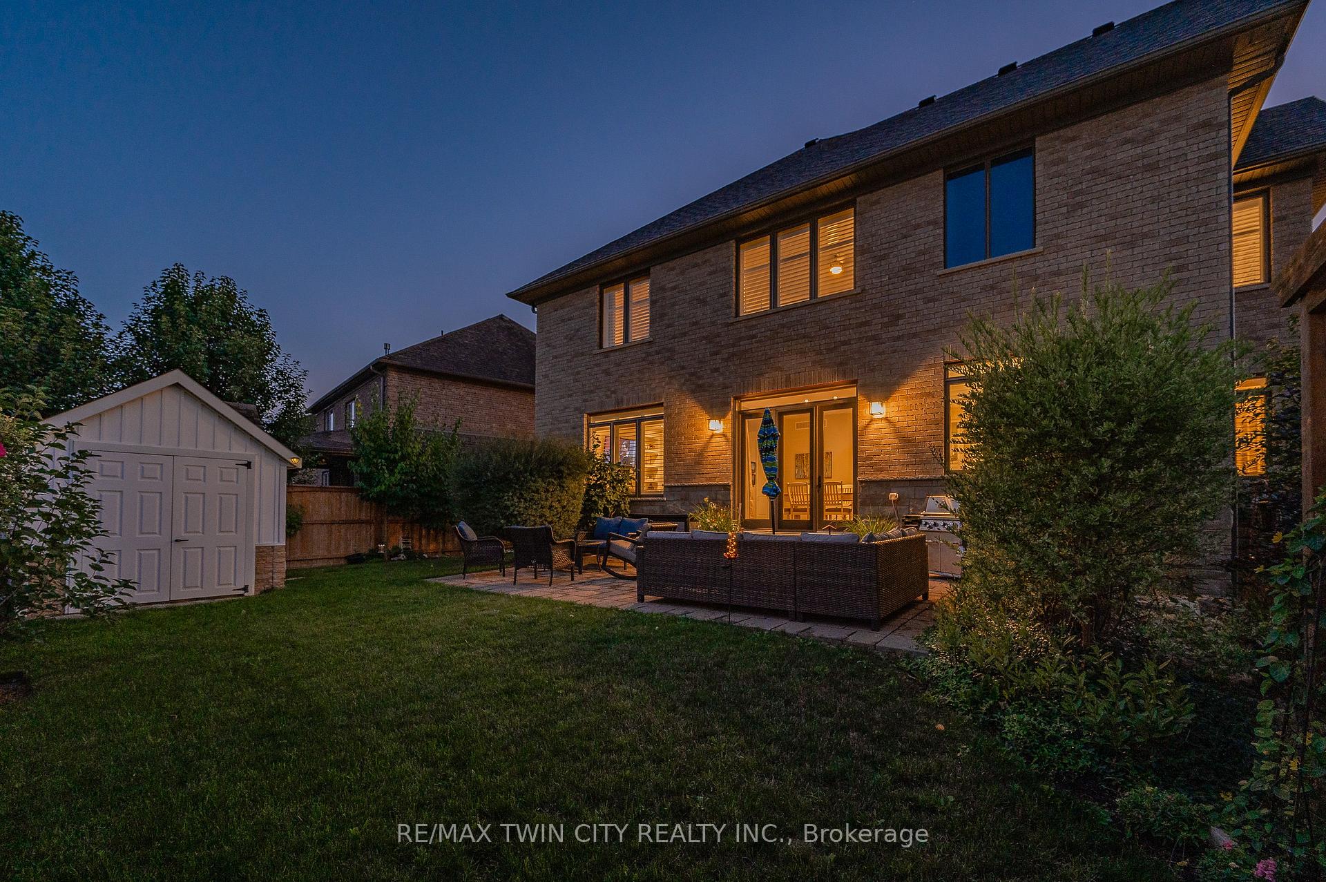 Photo 37 of 584 Manor Ridge Crescent, Waterloo, Eastbridge — HOMEH