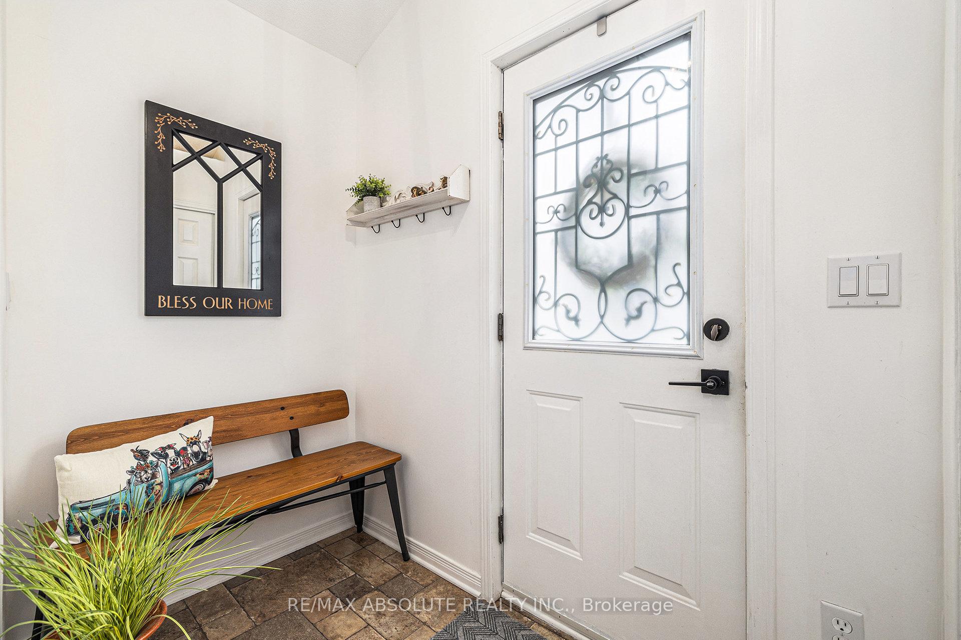 Photo 2 of 110 Sunset Drive, Carleton Place — HOMEH
